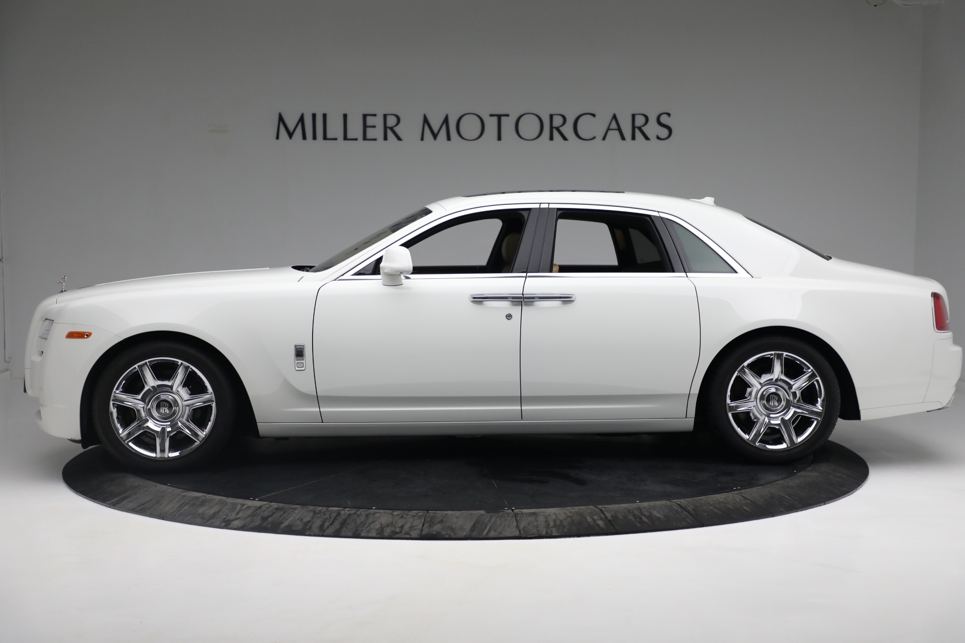 Used-2013-Rolls-Royce-Ghost