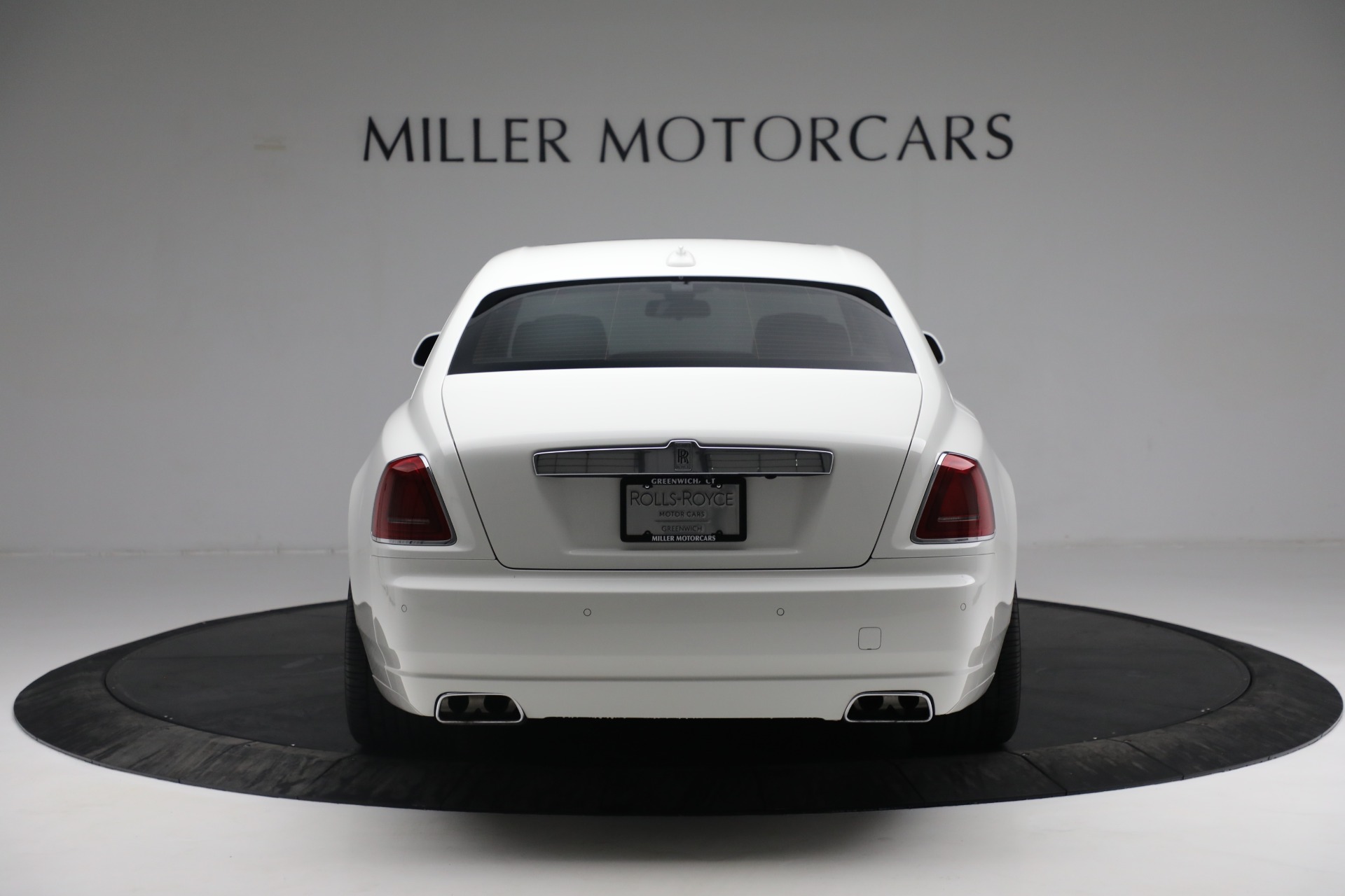 Used-2013-Rolls-Royce-Ghost
