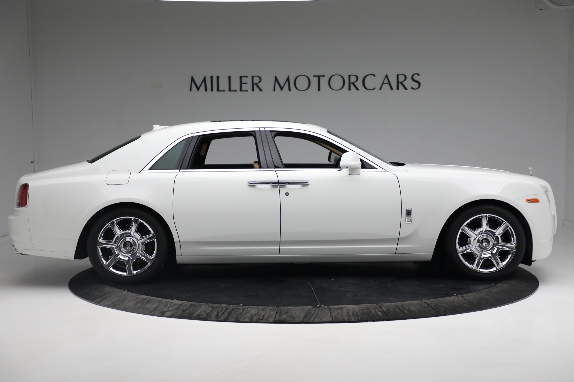 Used-2013-Rolls-Royce-Ghost