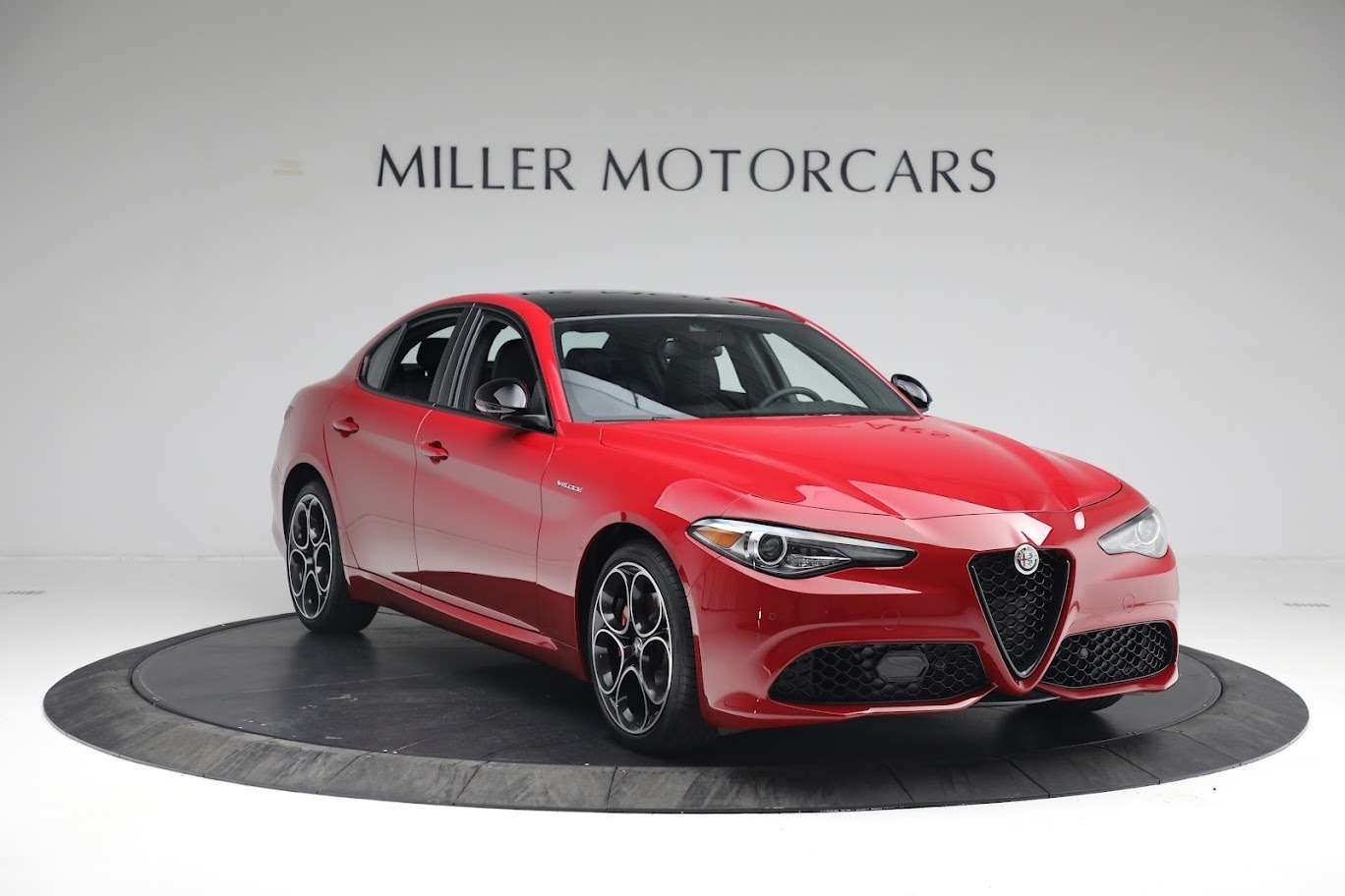 Used-2022-Alfa-Romeo-Giulia-Veloce