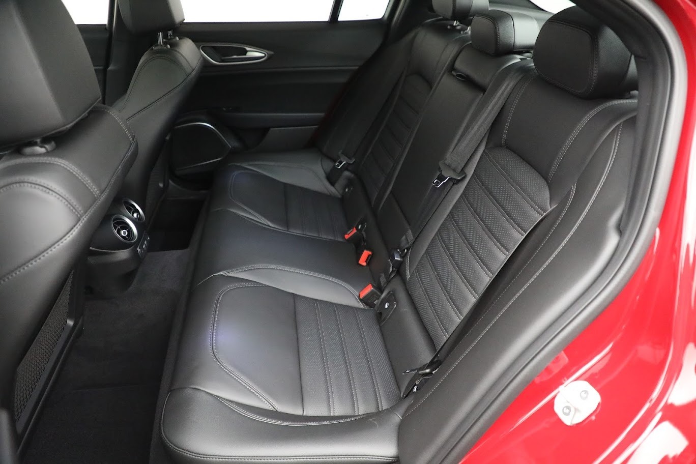 Used-2022-Alfa-Romeo-Giulia-Veloce