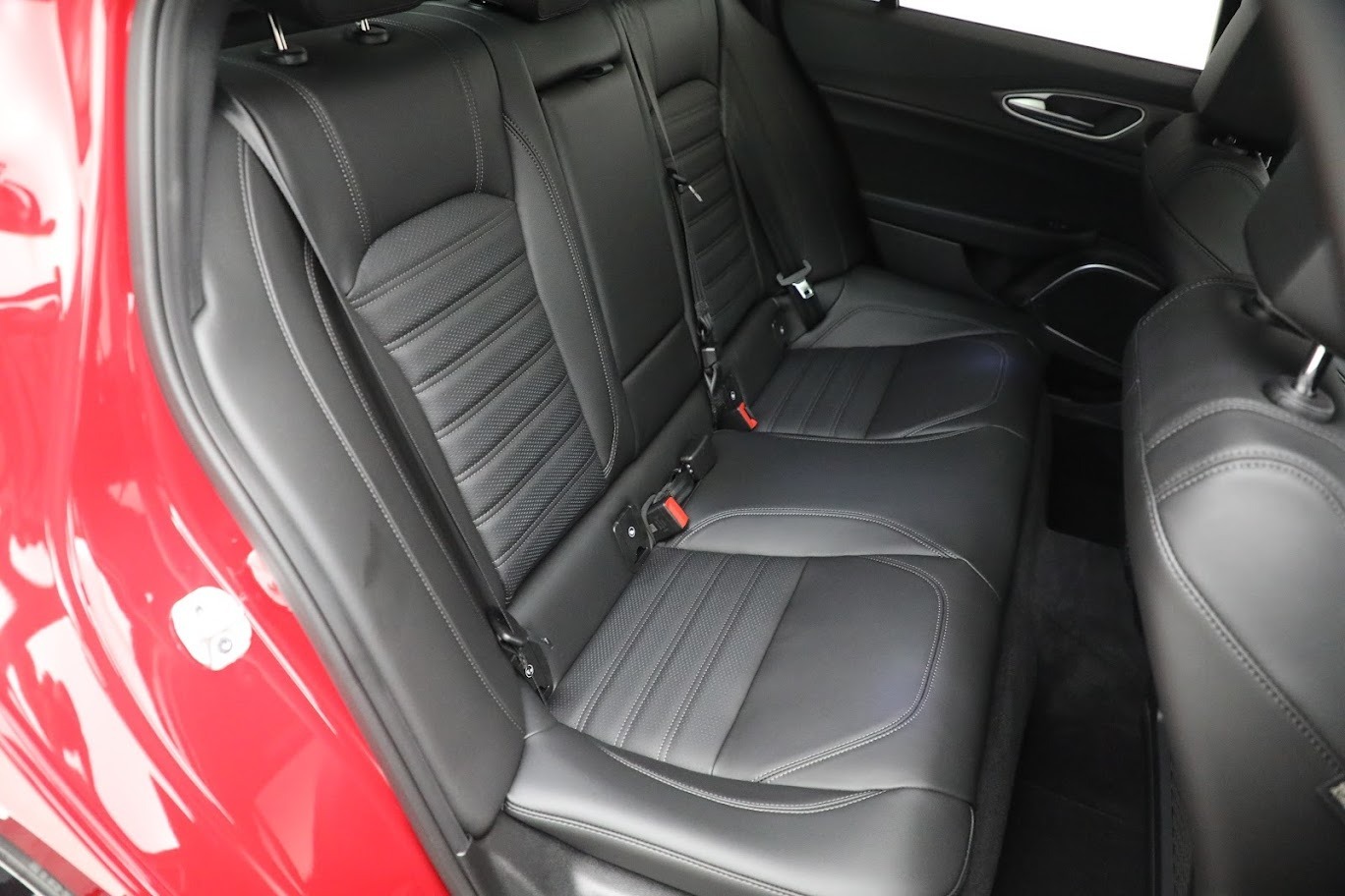Used-2022-Alfa-Romeo-Giulia-Veloce