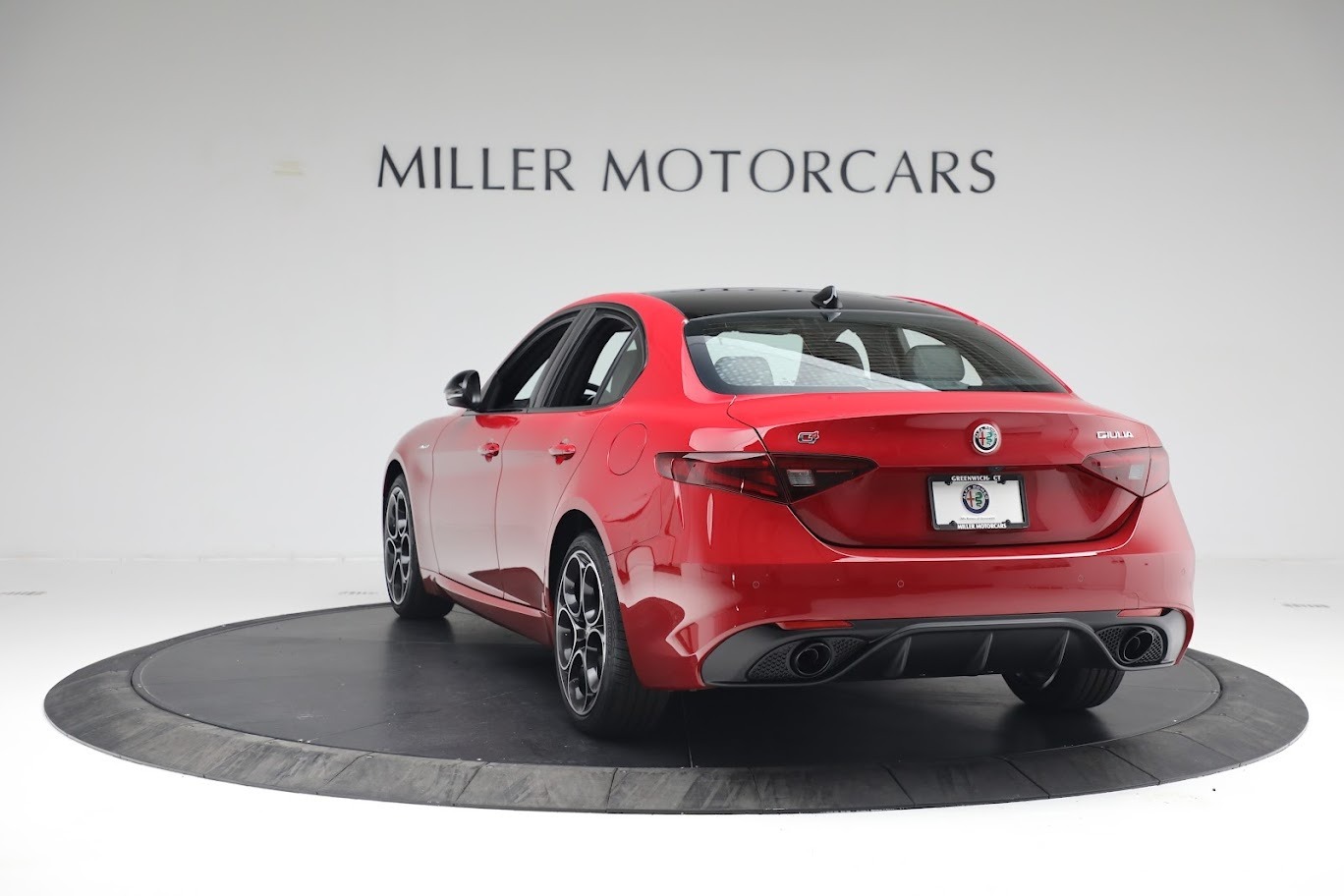 Used-2022-Alfa-Romeo-Giulia-Veloce