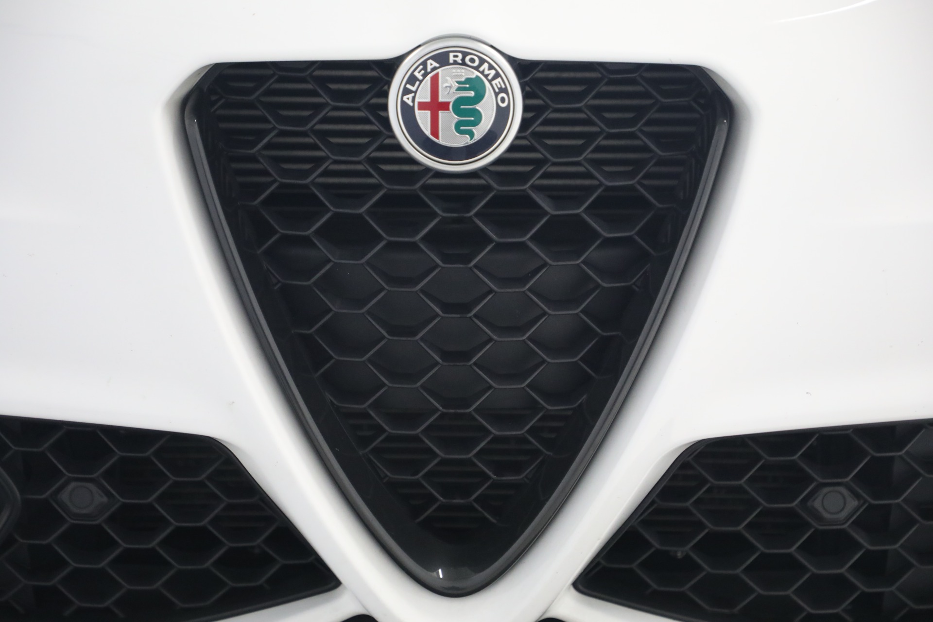 Used-2022-Alfa-Romeo-Giulia-Veloce