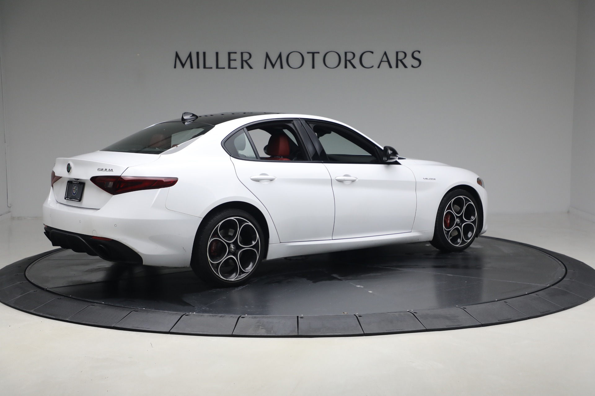 Used-2022-Alfa-Romeo-Giulia-Veloce