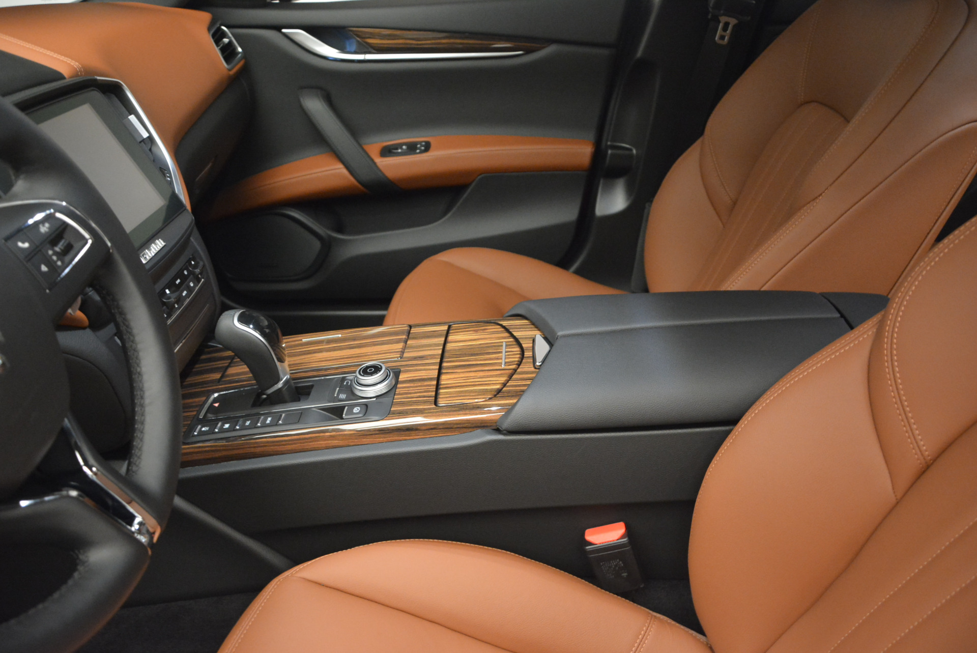 New-2017-Maserati-Ghibli-S-Q4