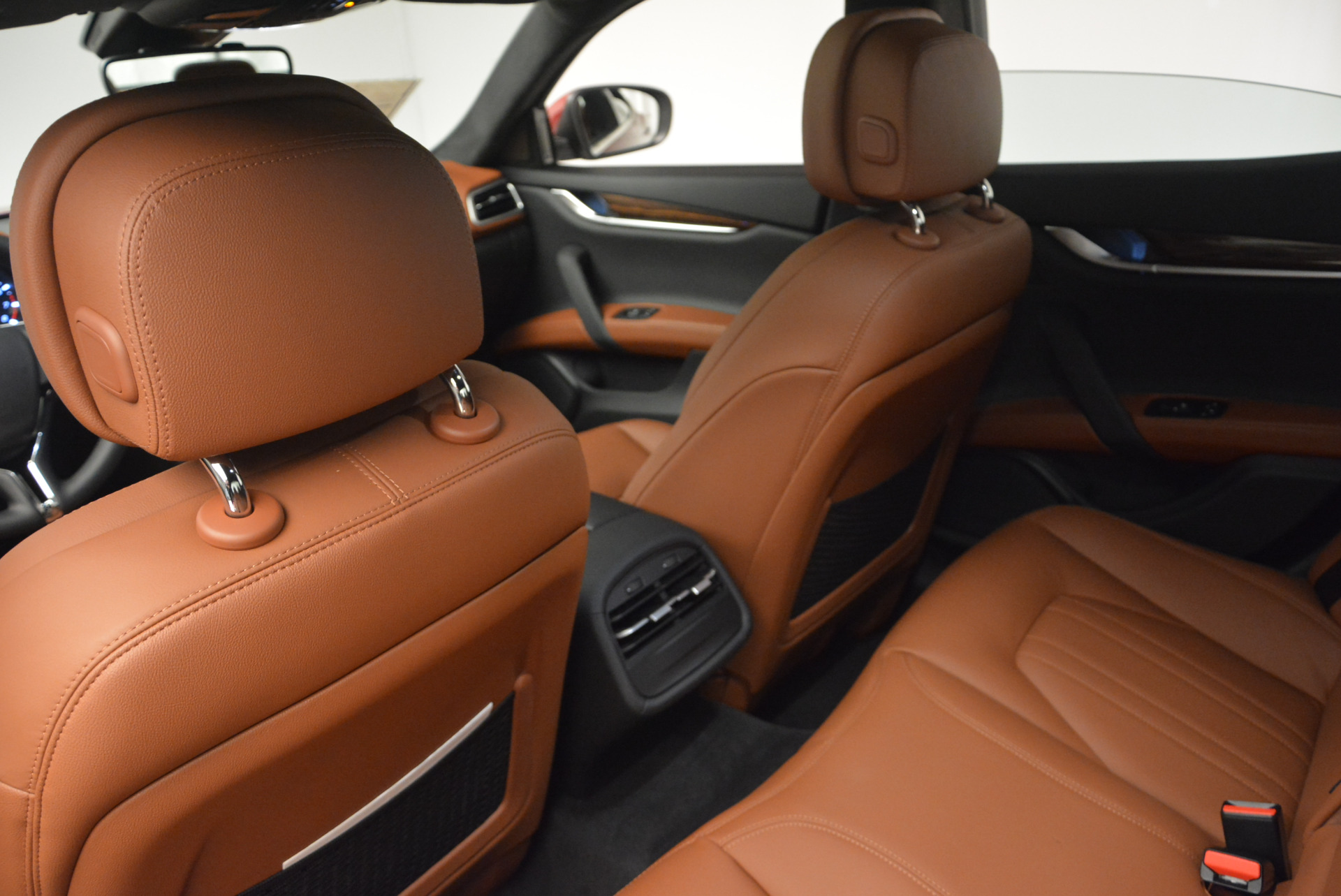 New-2017-Maserati-Ghibli-S-Q4