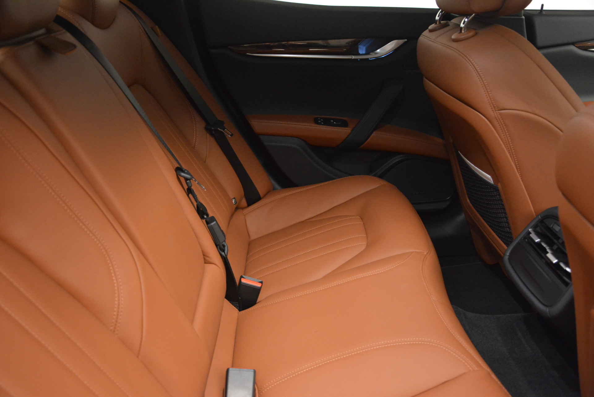 New-2017-Maserati-Ghibli-S-Q4