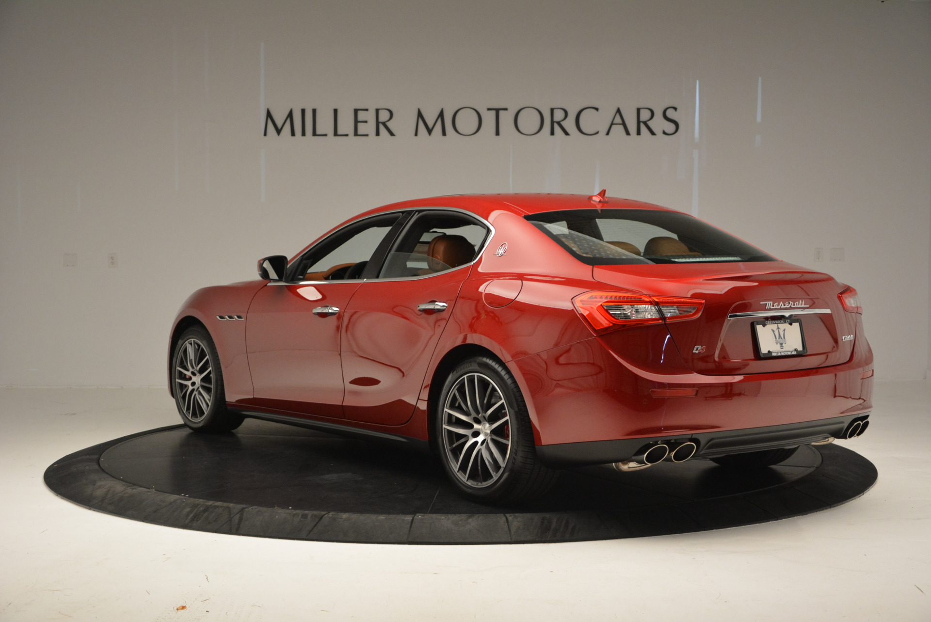 New-2017-Maserati-Ghibli-S-Q4