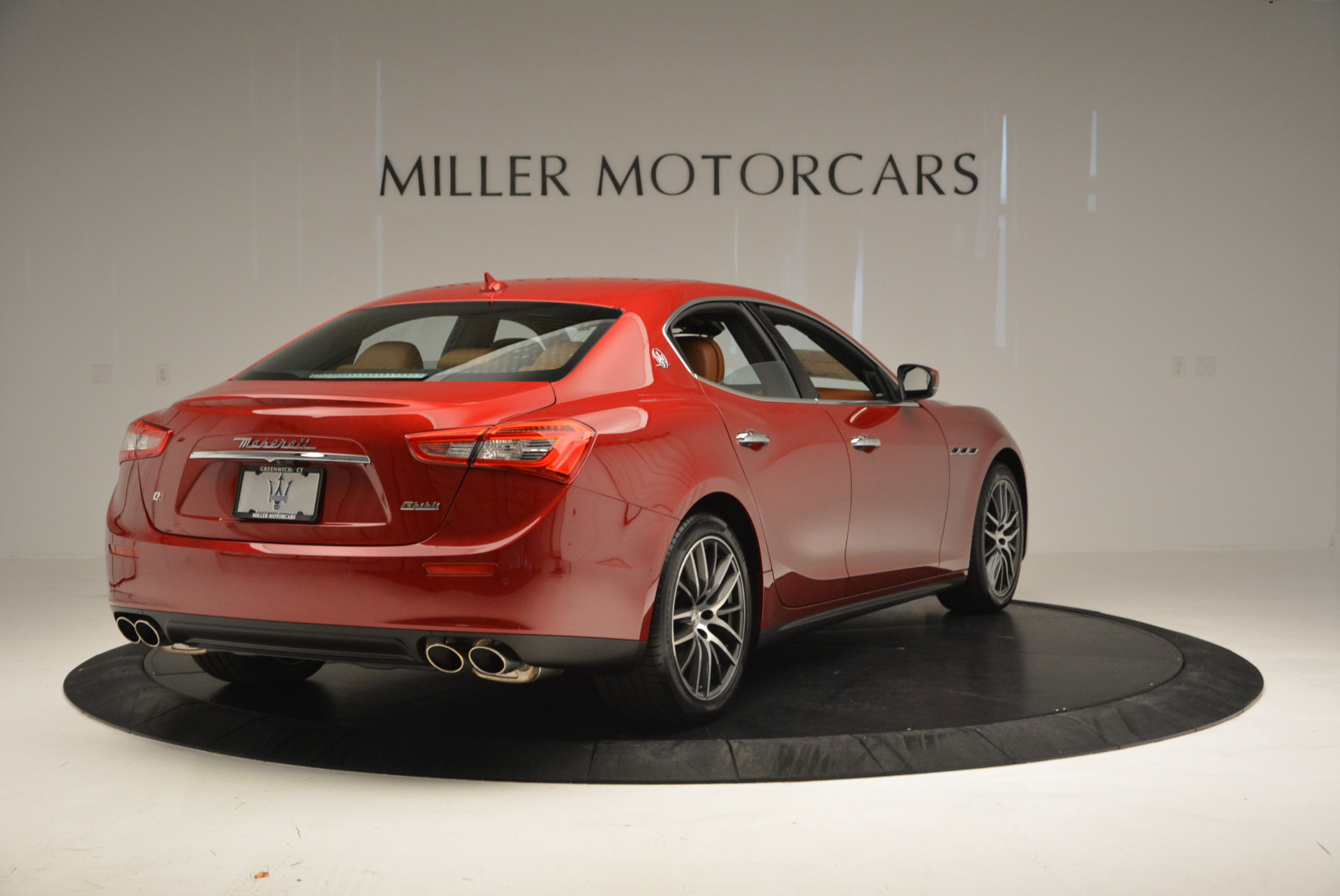 New-2017-Maserati-Ghibli-S-Q4