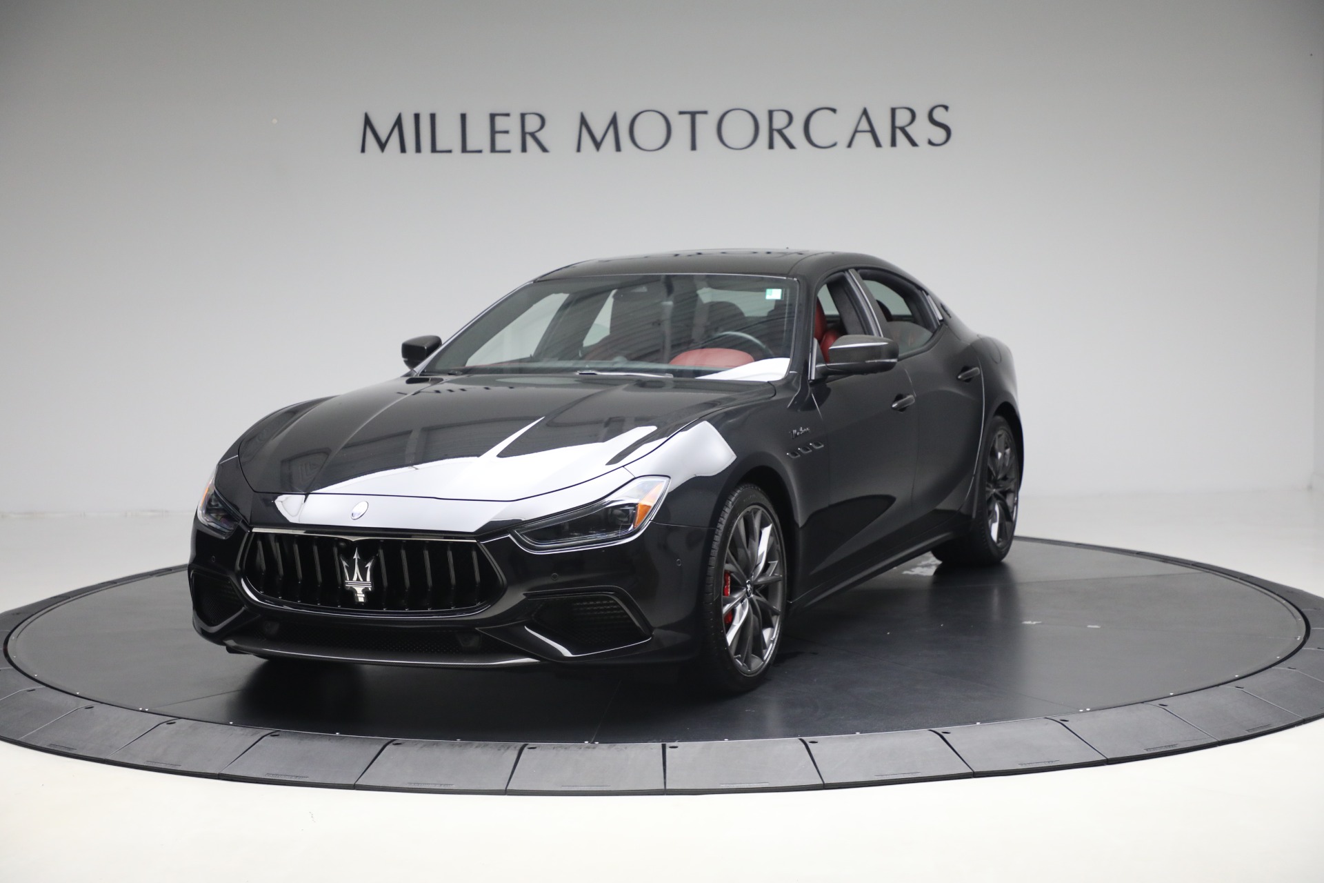 Used-2022-Maserati-Ghibli-Modena-Q4