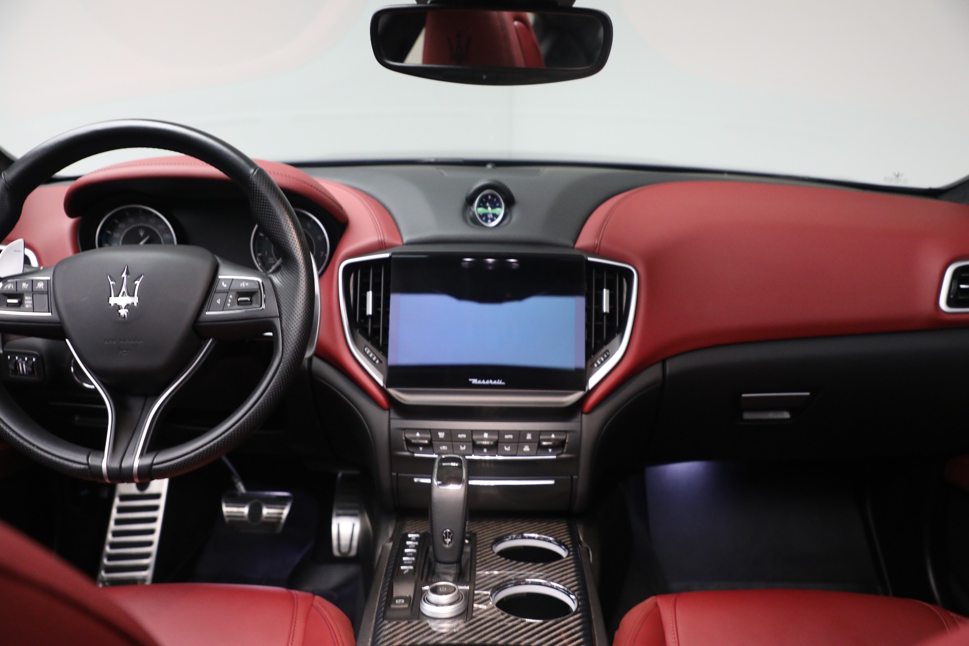 Used-2022-Maserati-Ghibli-Modena-Q4