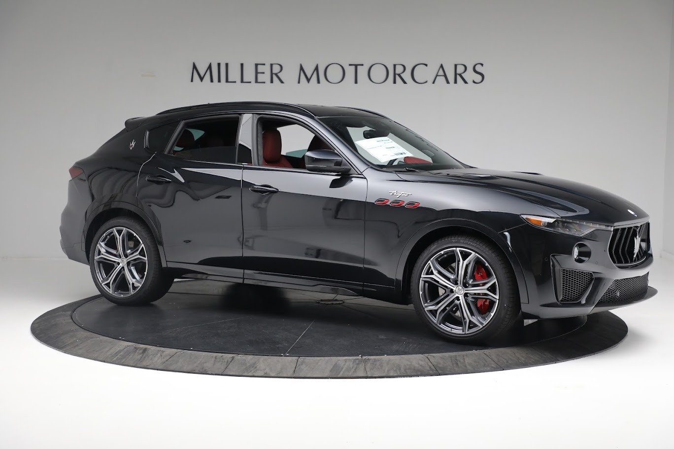 New-2022-Maserati-Levante-Trofeo