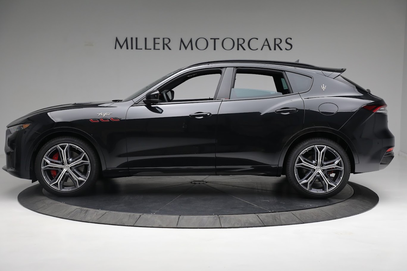 New-2022-Maserati-Levante-Trofeo