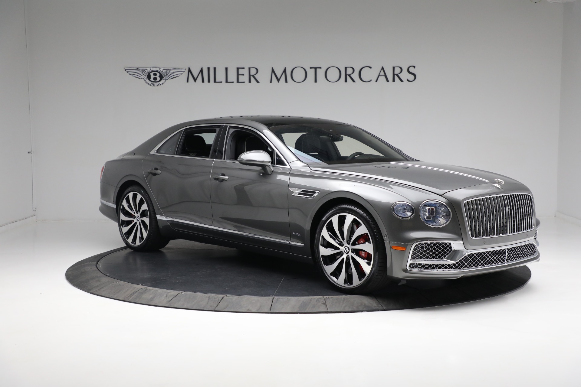 New-2022-Bentley-Flying-Spur-W12