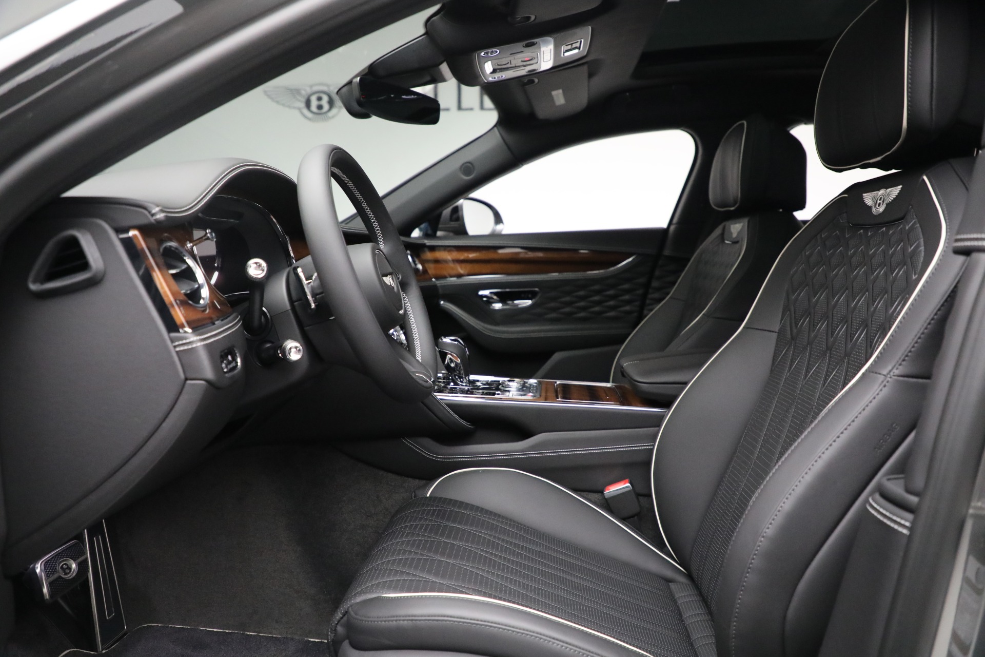 New-2022-Bentley-Flying-Spur-W12