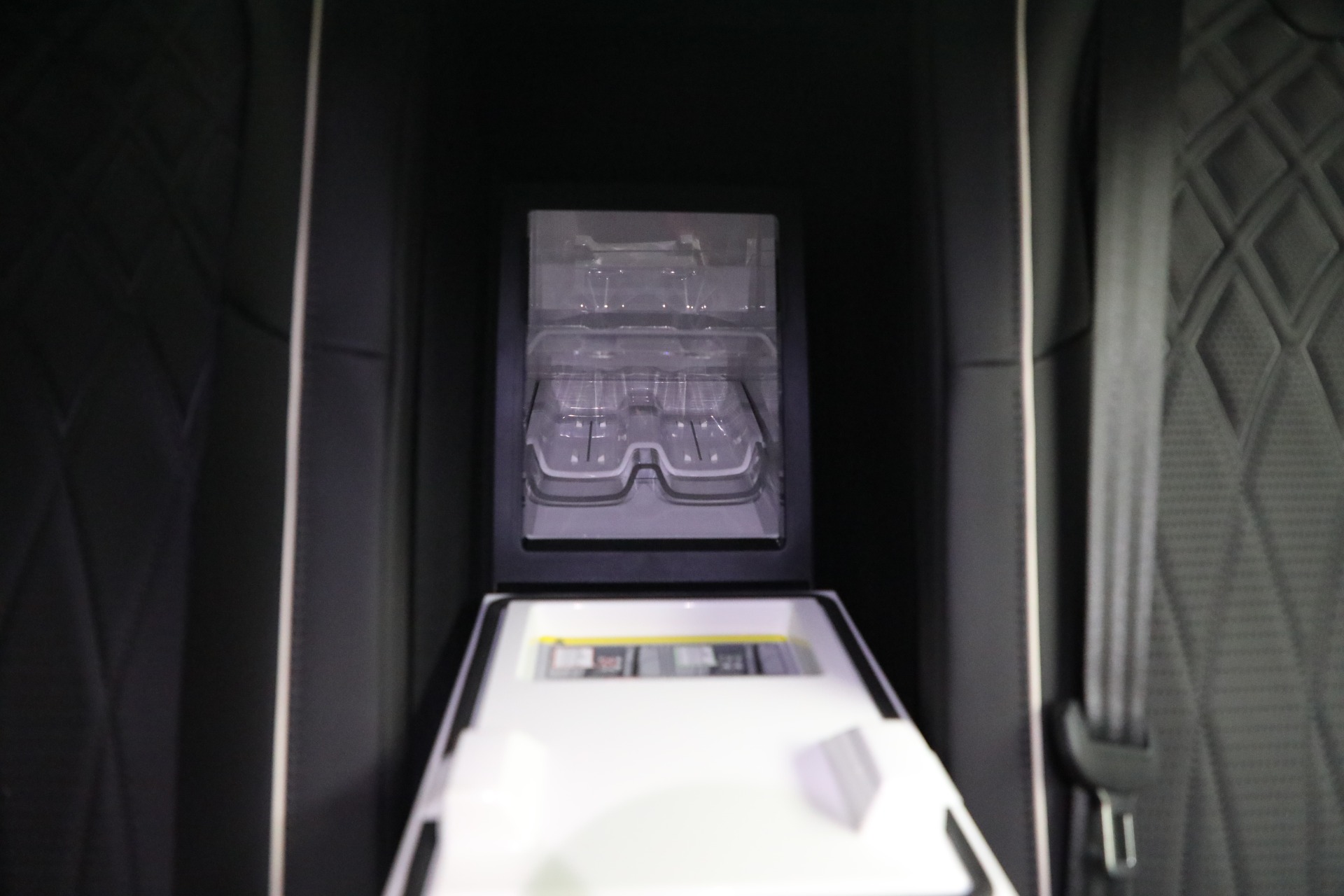 New-2022-Bentley-Flying-Spur-W12