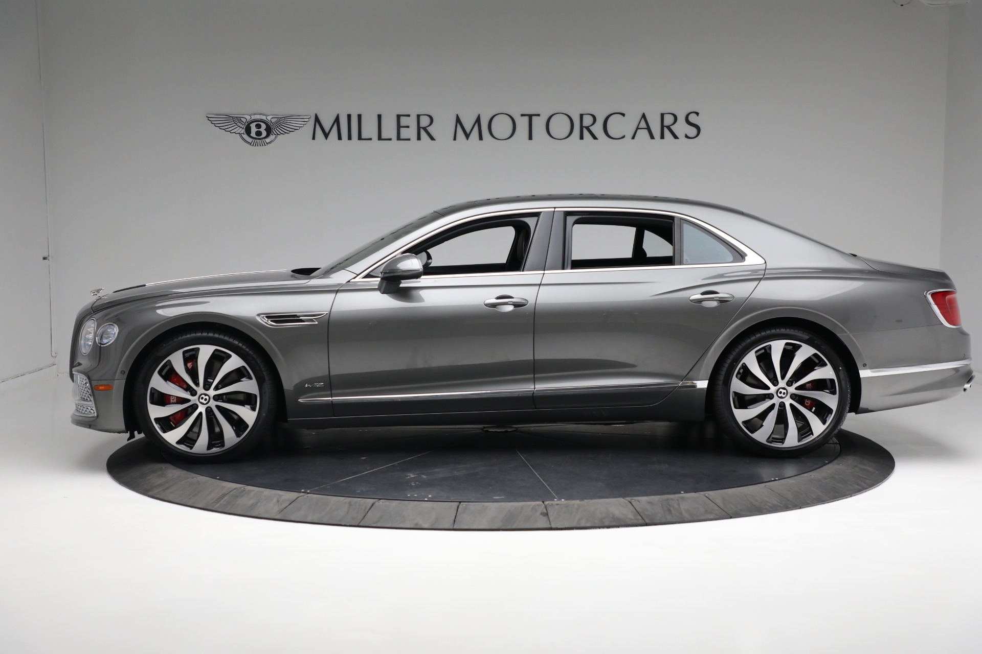 New-2022-Bentley-Flying-Spur-W12