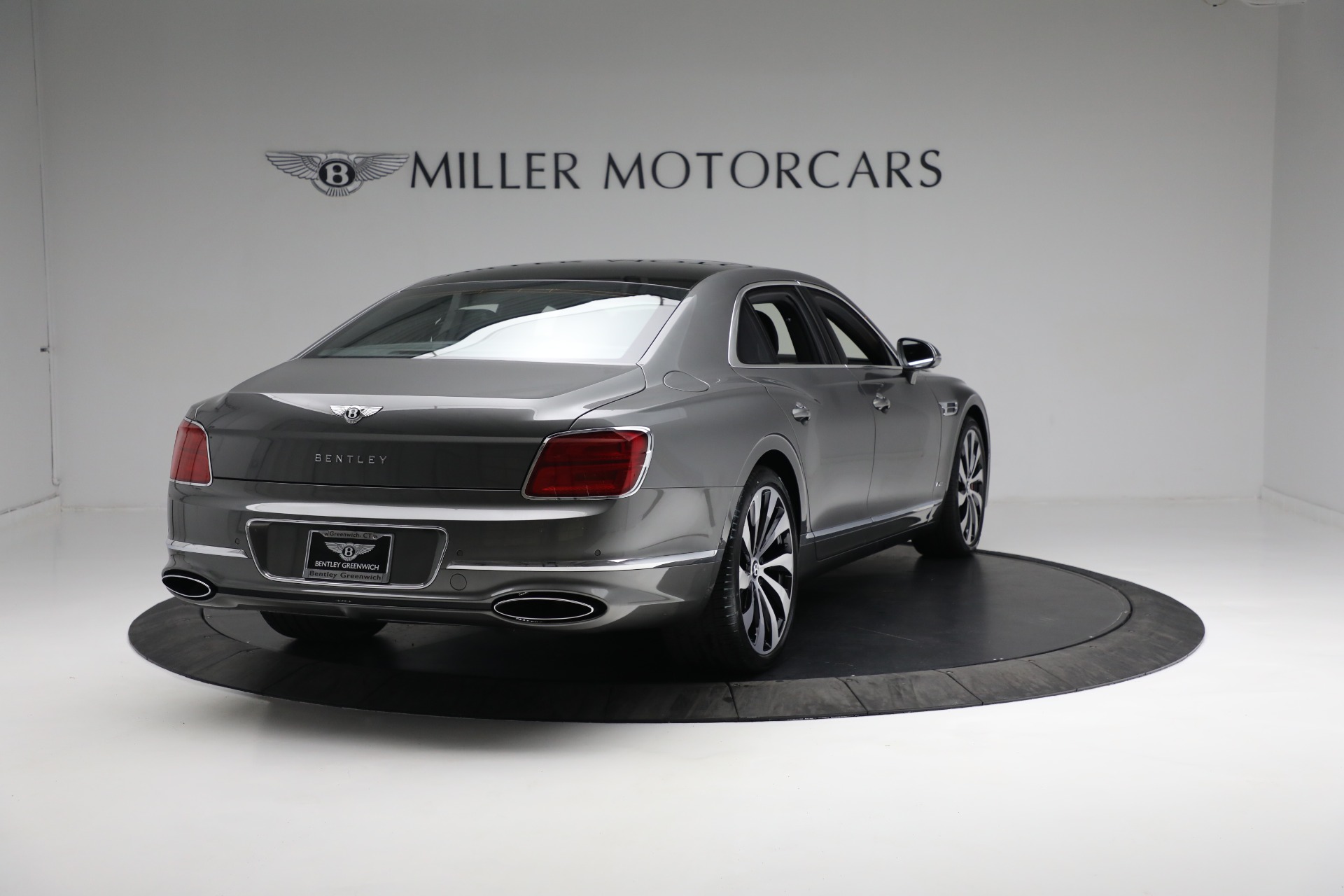 New-2022-Bentley-Flying-Spur-W12