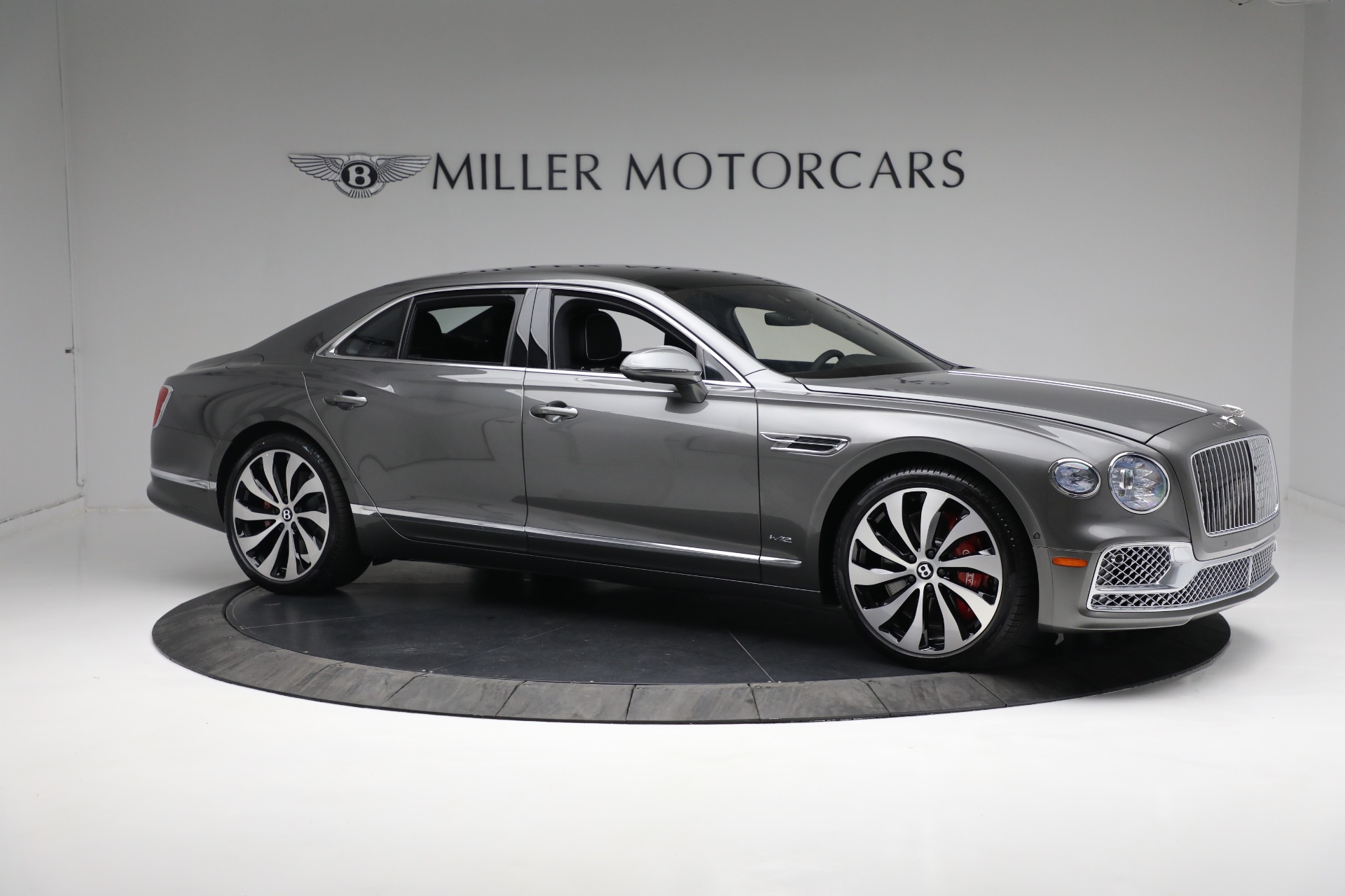 New-2022-Bentley-Flying-Spur-W12