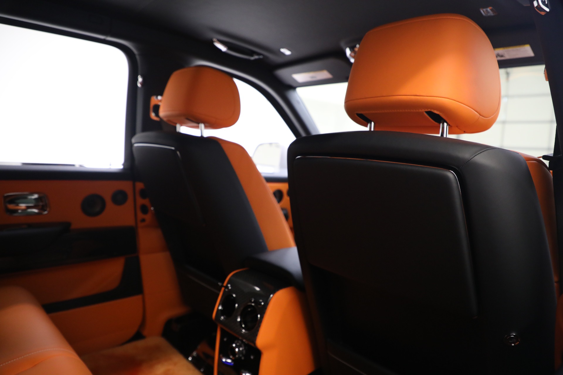 New-2022-Rolls-Royce-Cullinan-Black-Badge