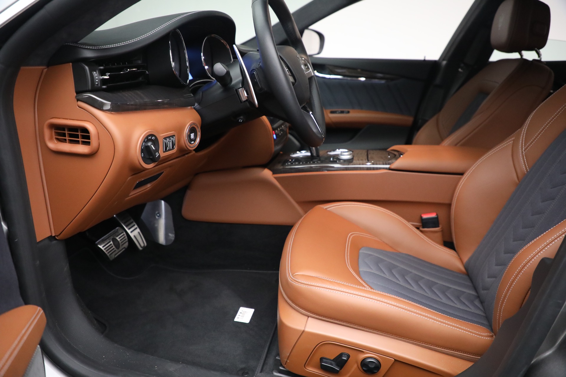 Used-2019-Maserati-Quattroporte-S-Q4-GranLusso