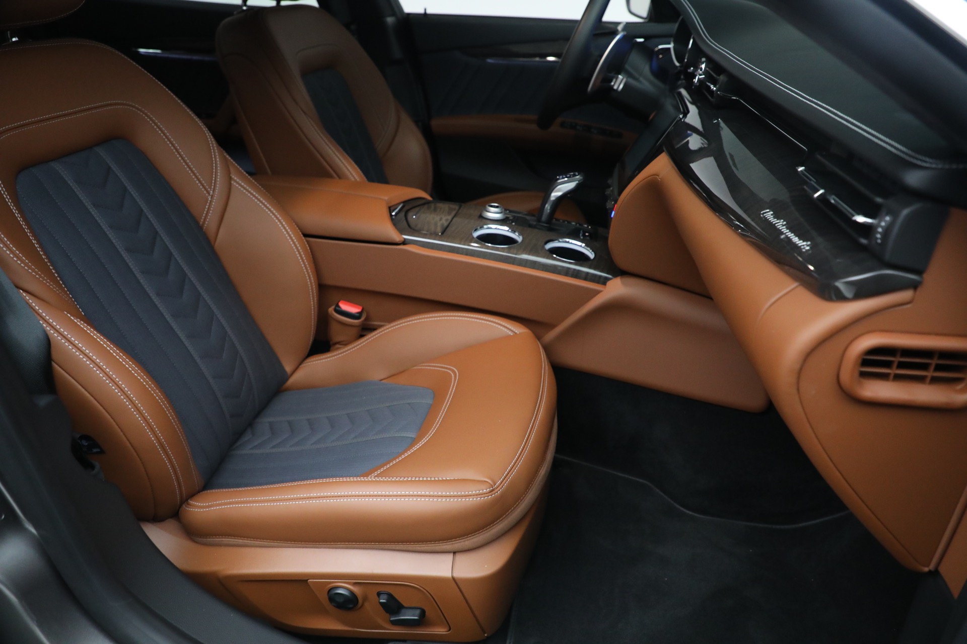 Used-2019-Maserati-Quattroporte-S-Q4-GranLusso