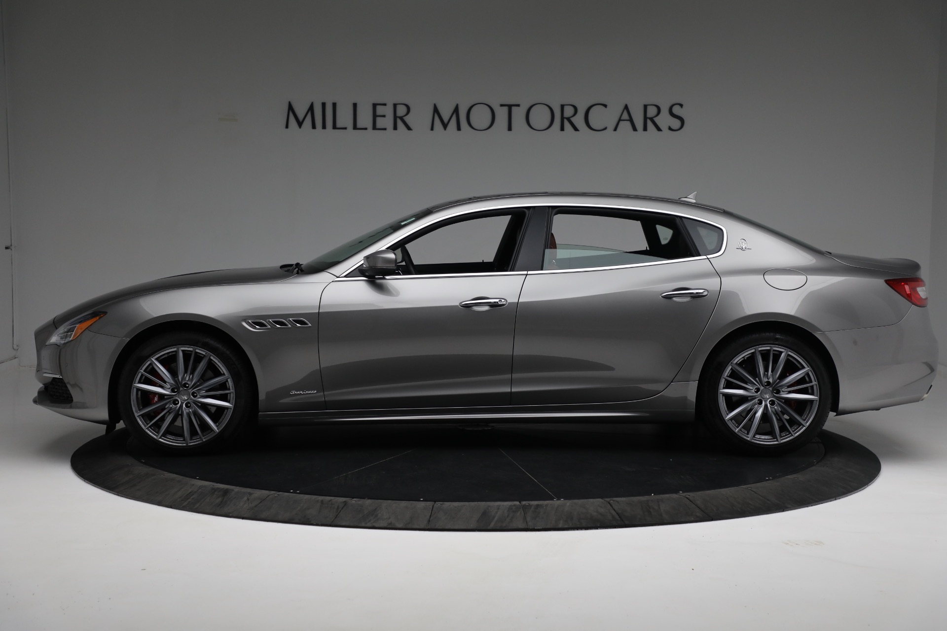 Used-2019-Maserati-Quattroporte-S-Q4-GranLusso