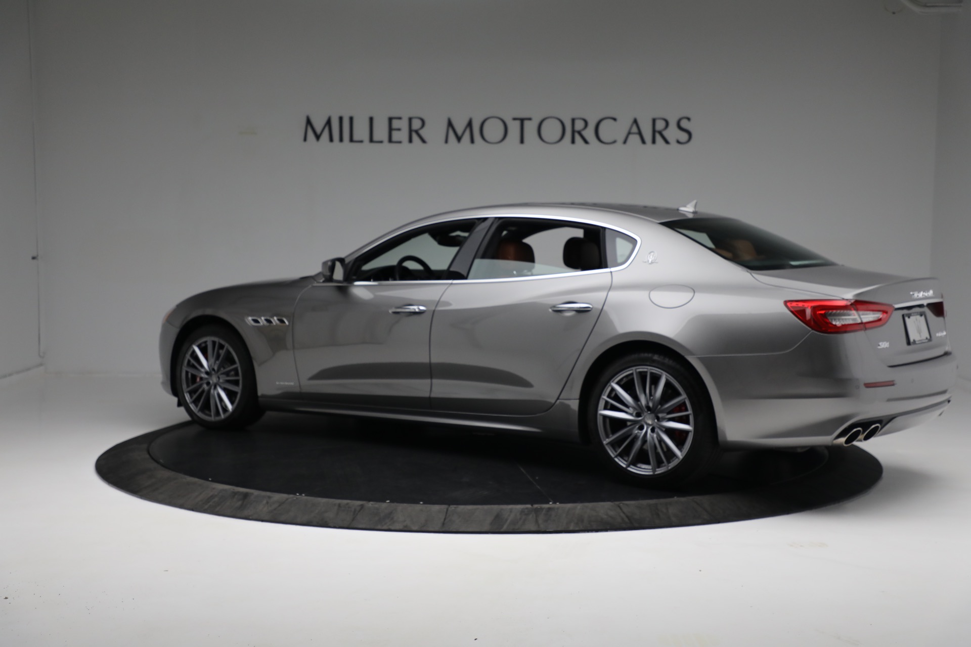 Used-2019-Maserati-Quattroporte-S-Q4-GranLusso