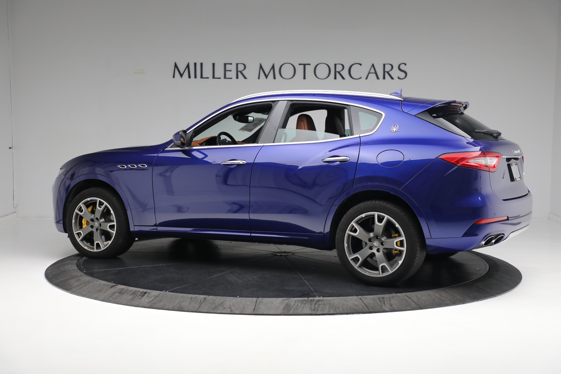 Used-2017-Maserati-Levante-S