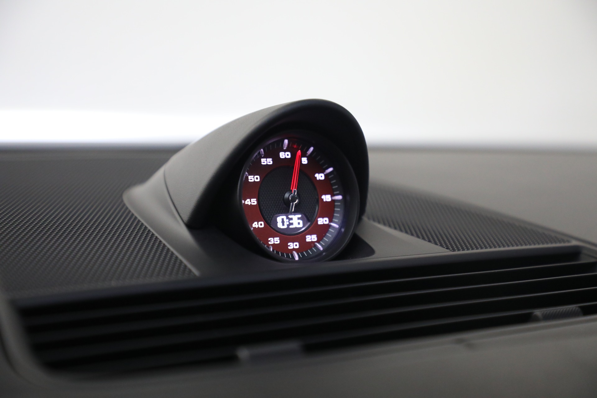 Used-2019-Porsche-Panamera-Turbo