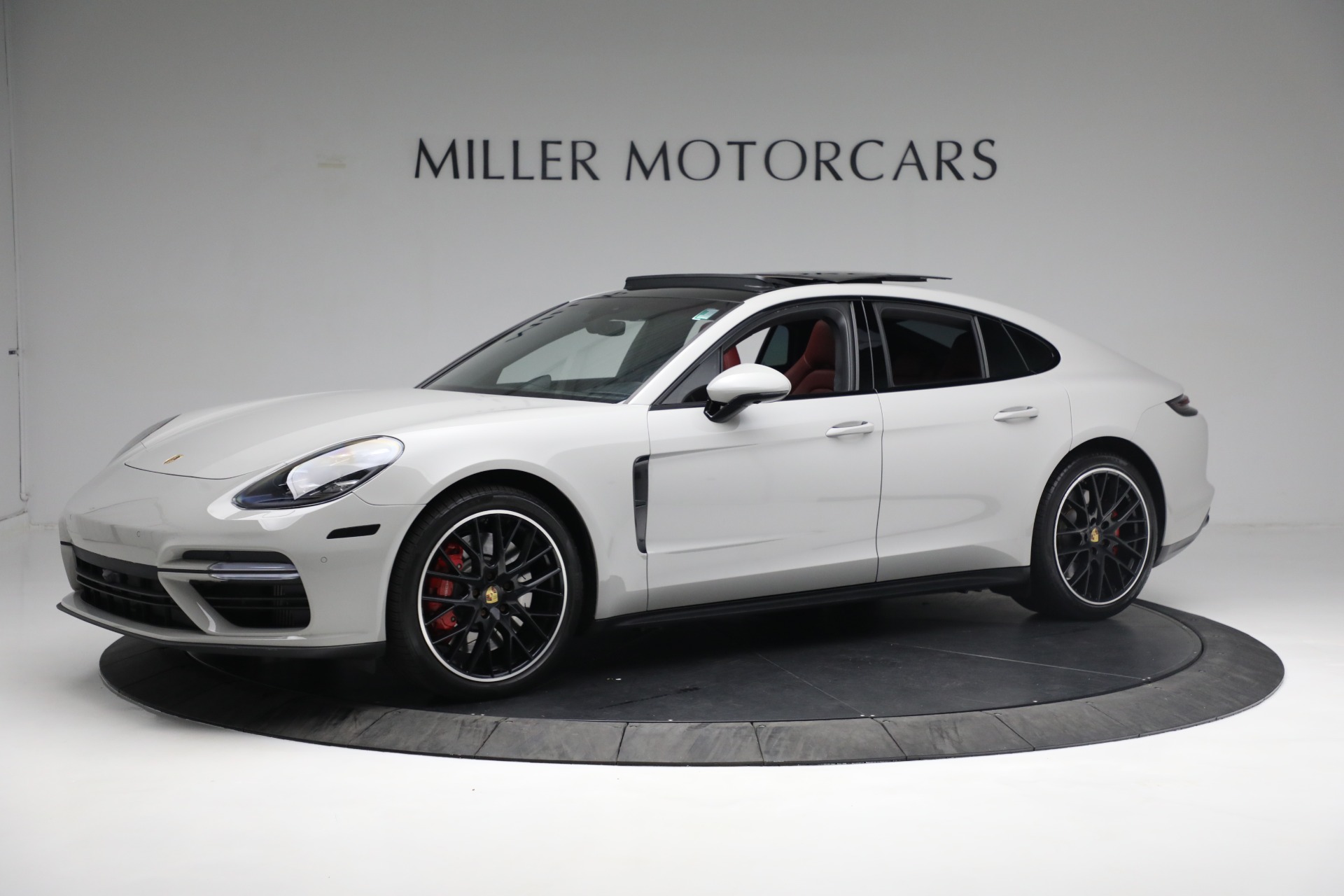 Used-2019-Porsche-Panamera-Turbo