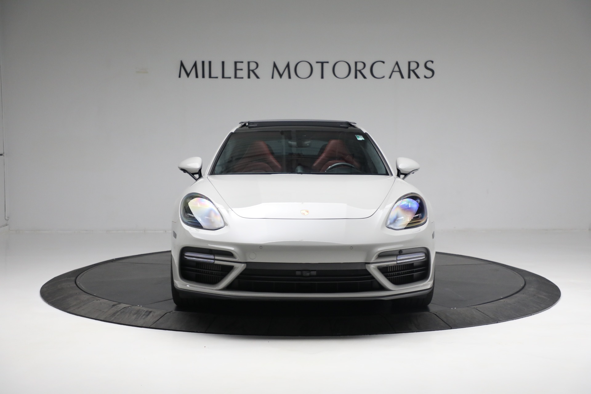 Used-2019-Porsche-Panamera-Turbo