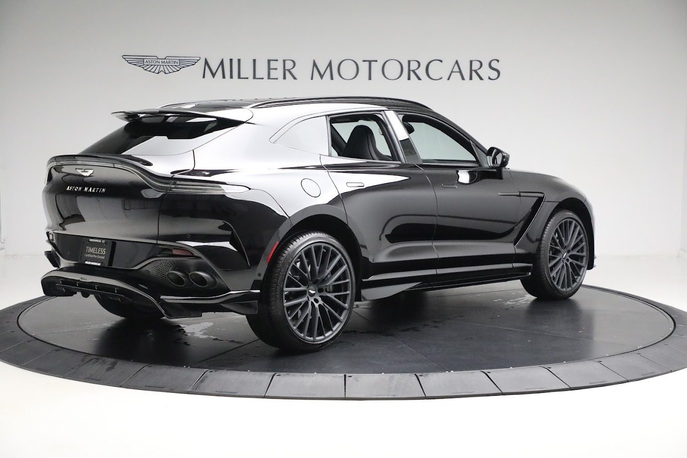 Used-2023-Aston-Martin-DBX-707