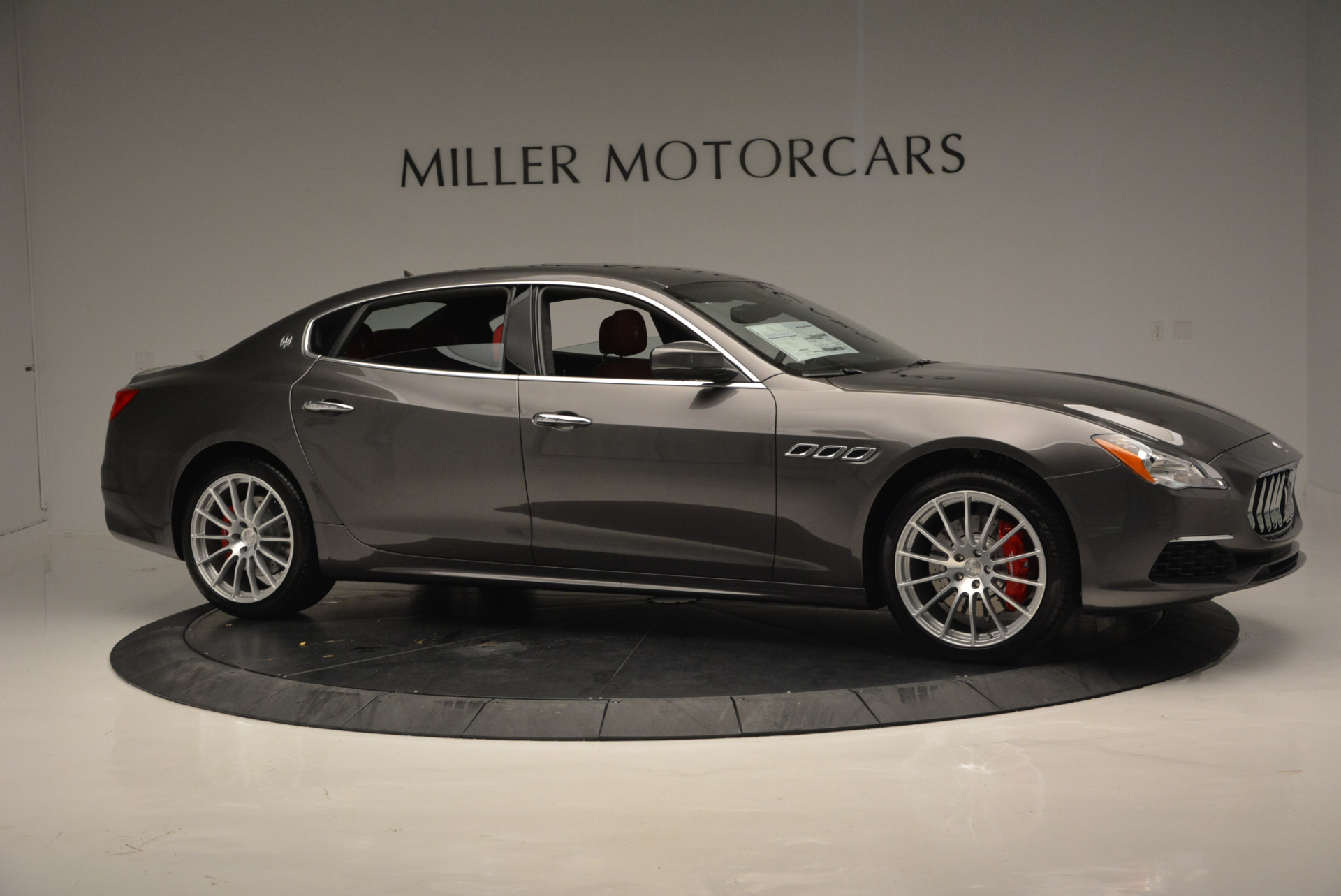 New-2017-Maserati-Quattroporte-S-Q4-GranLusso