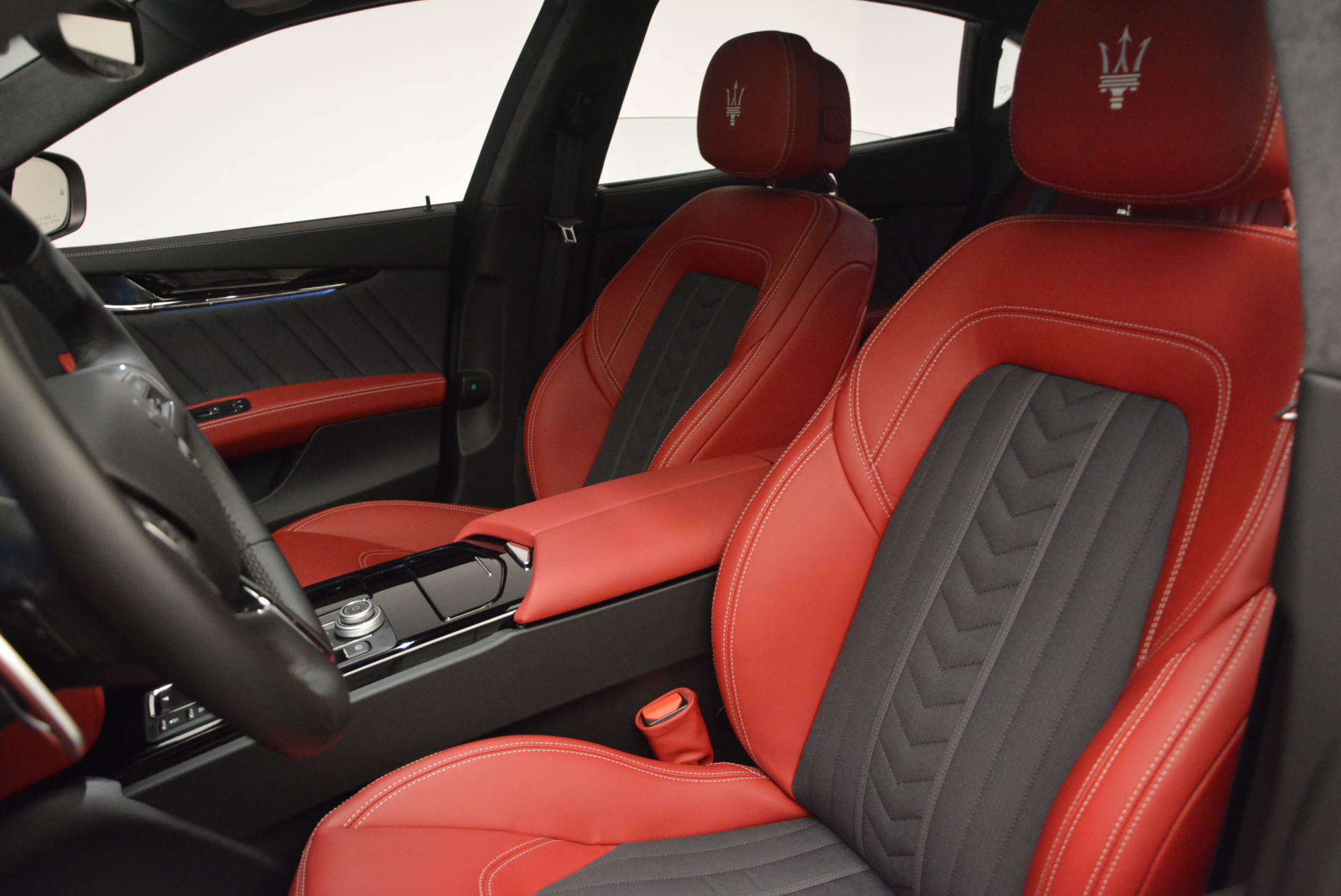 New-2017-Maserati-Quattroporte-S-Q4-GranLusso