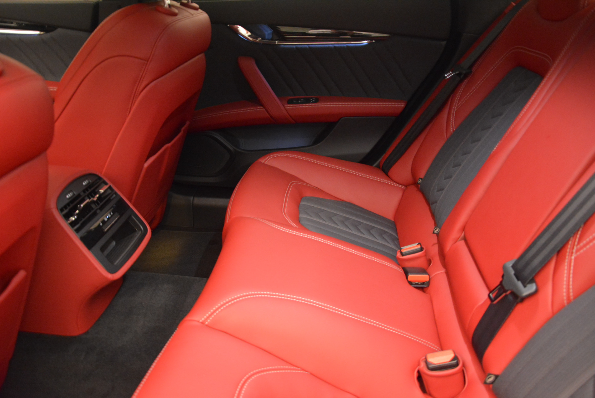 New-2017-Maserati-Quattroporte-S-Q4-GranLusso