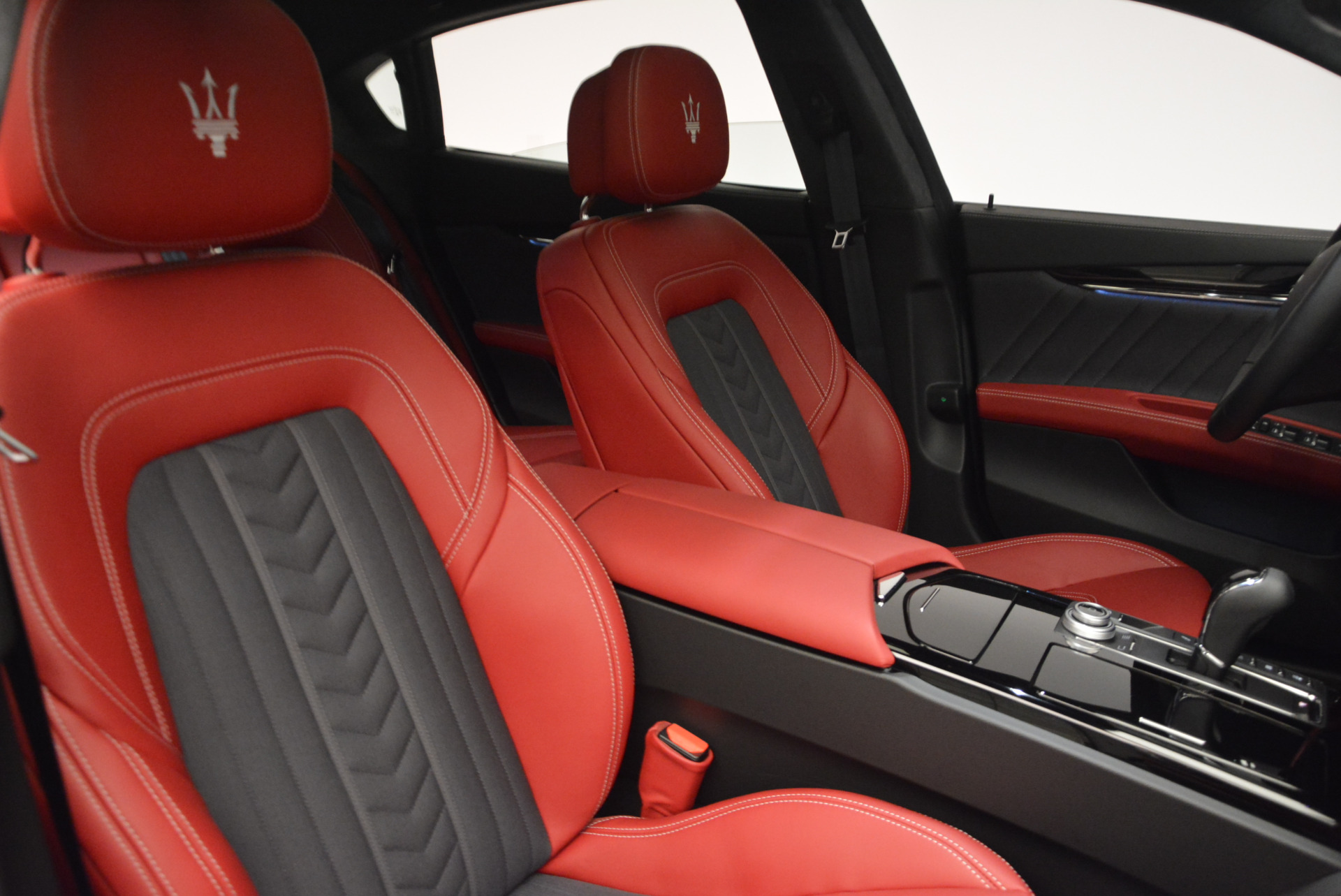 New-2017-Maserati-Quattroporte-S-Q4-GranLusso