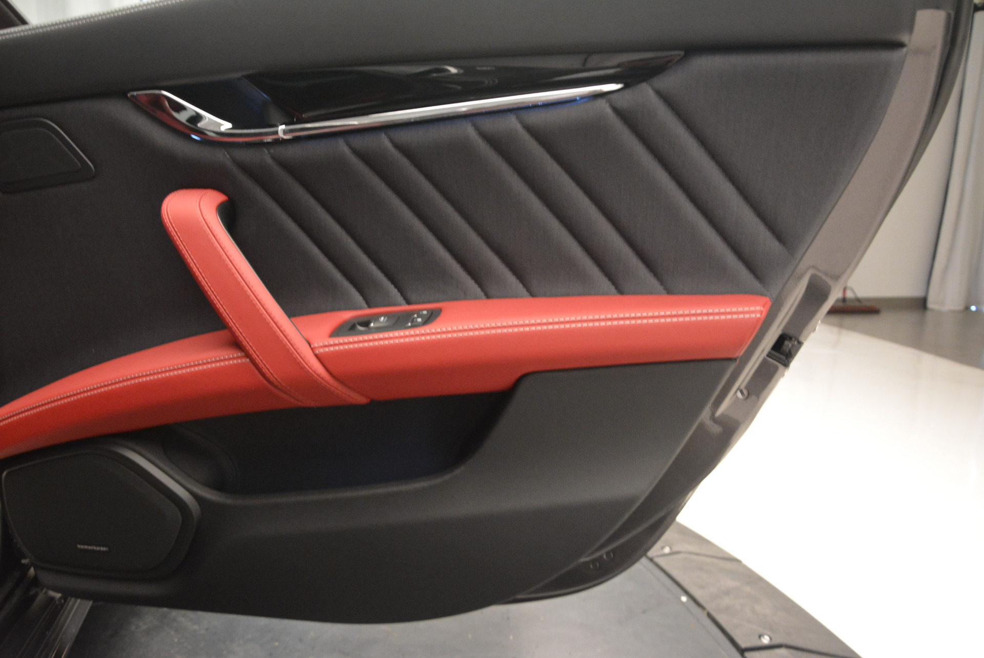 New-2017-Maserati-Quattroporte-S-Q4-GranLusso