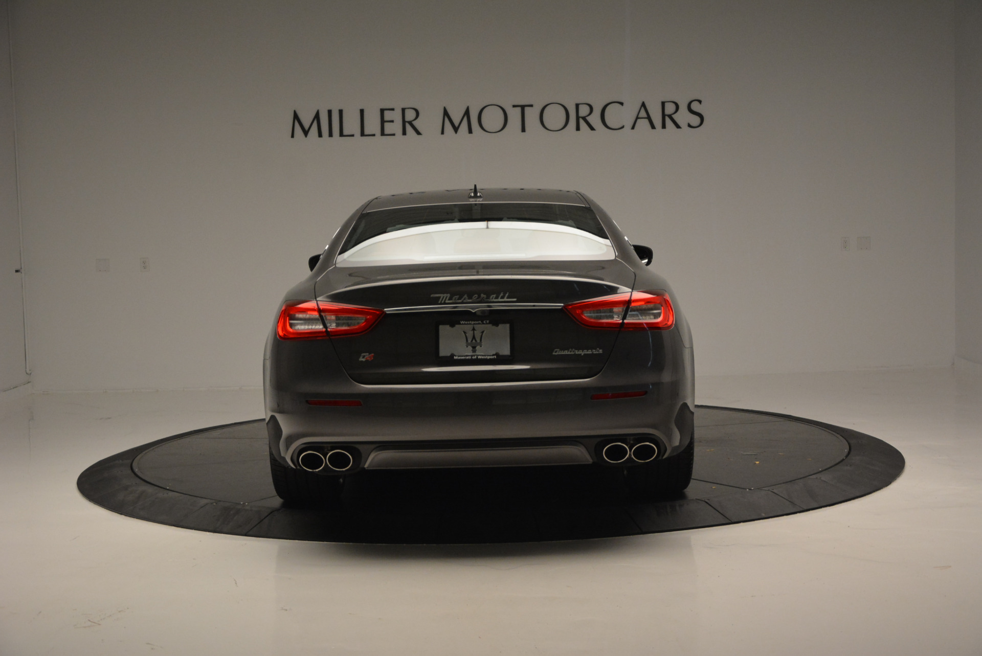 New-2017-Maserati-Quattroporte-S-Q4-GranLusso