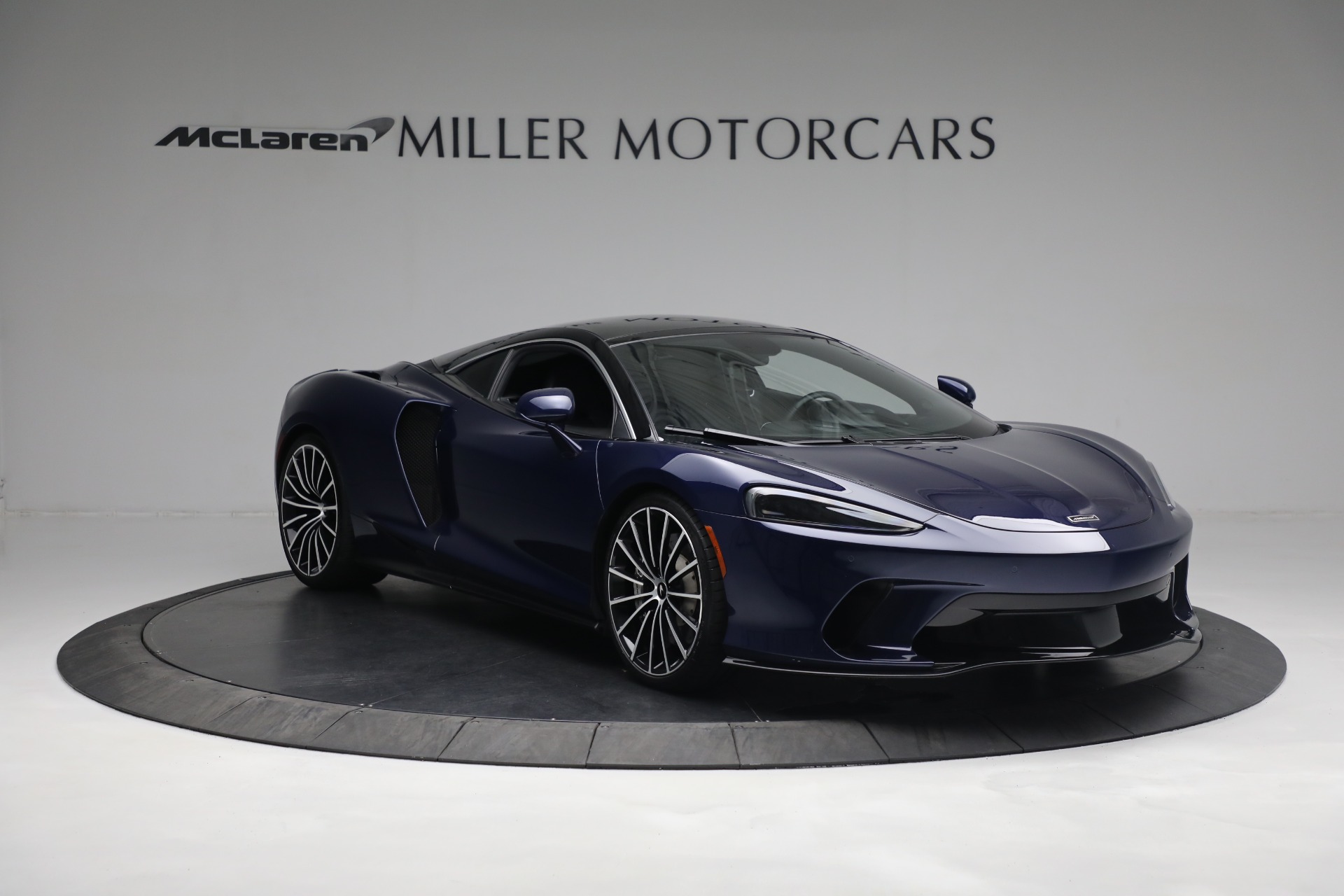 Used-2020-McLaren-GT