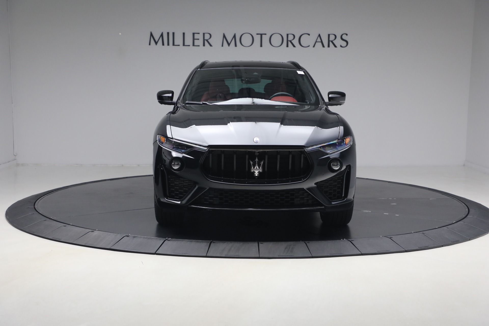 Used-2022-Maserati-Levante-Modena