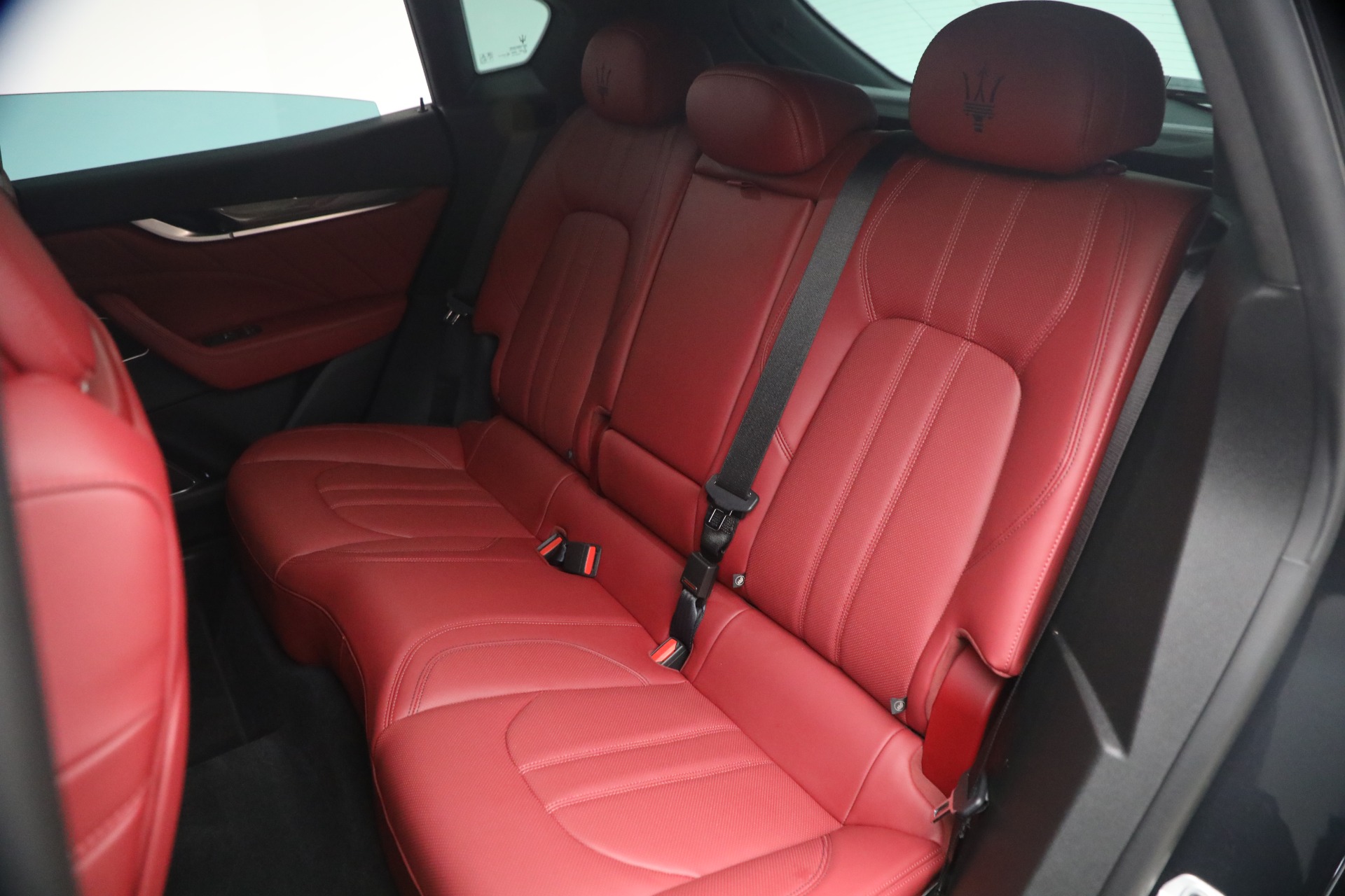 Used-2022-Maserati-Levante-Modena