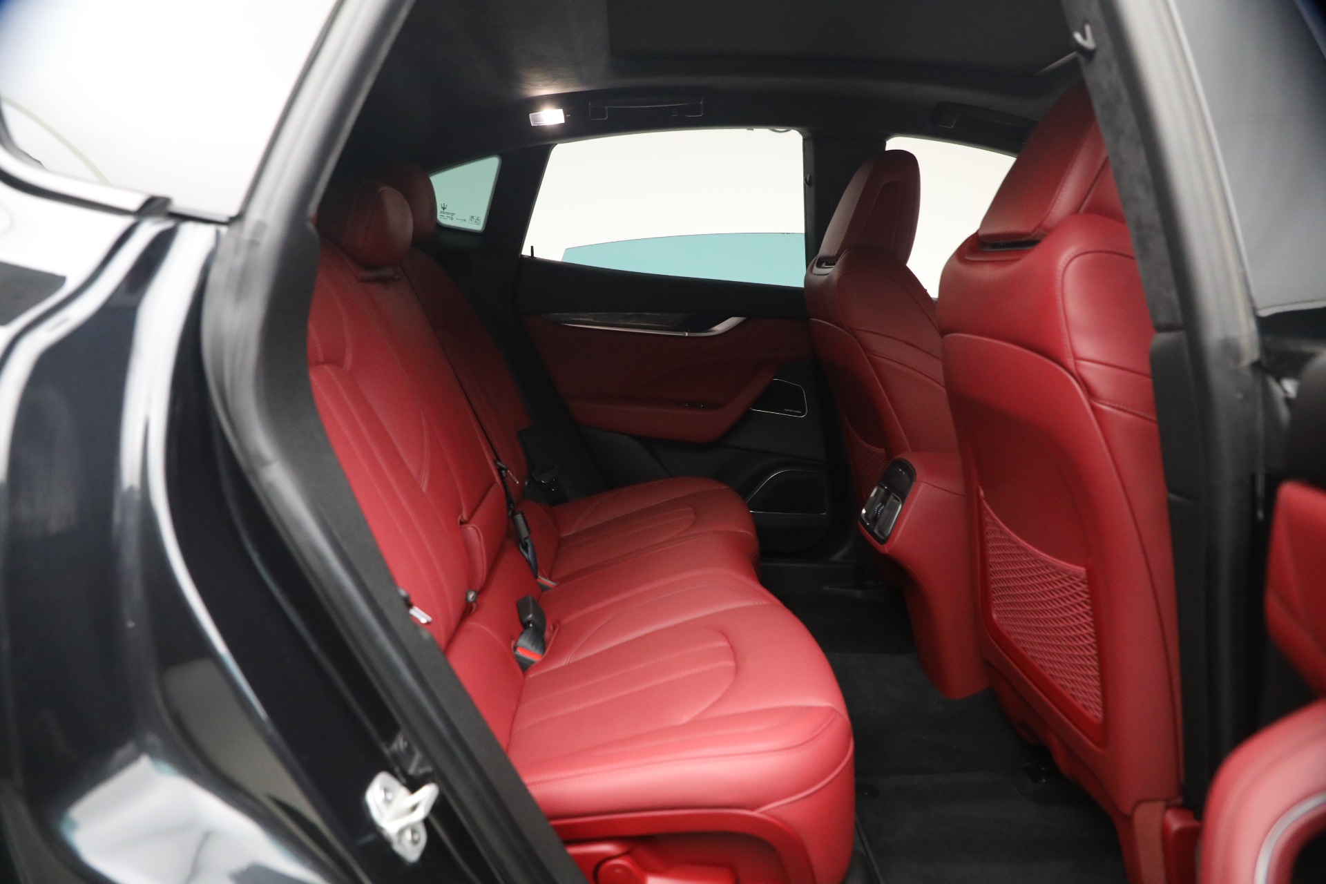 Used-2022-Maserati-Levante-Modena