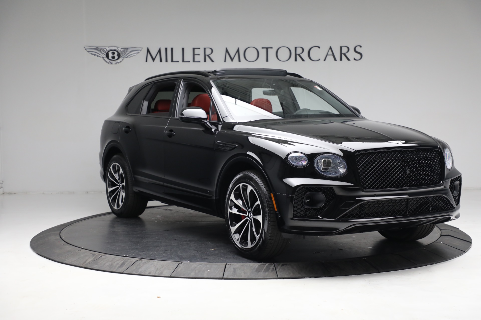 New-2022-Bentley-Bentayga-V8