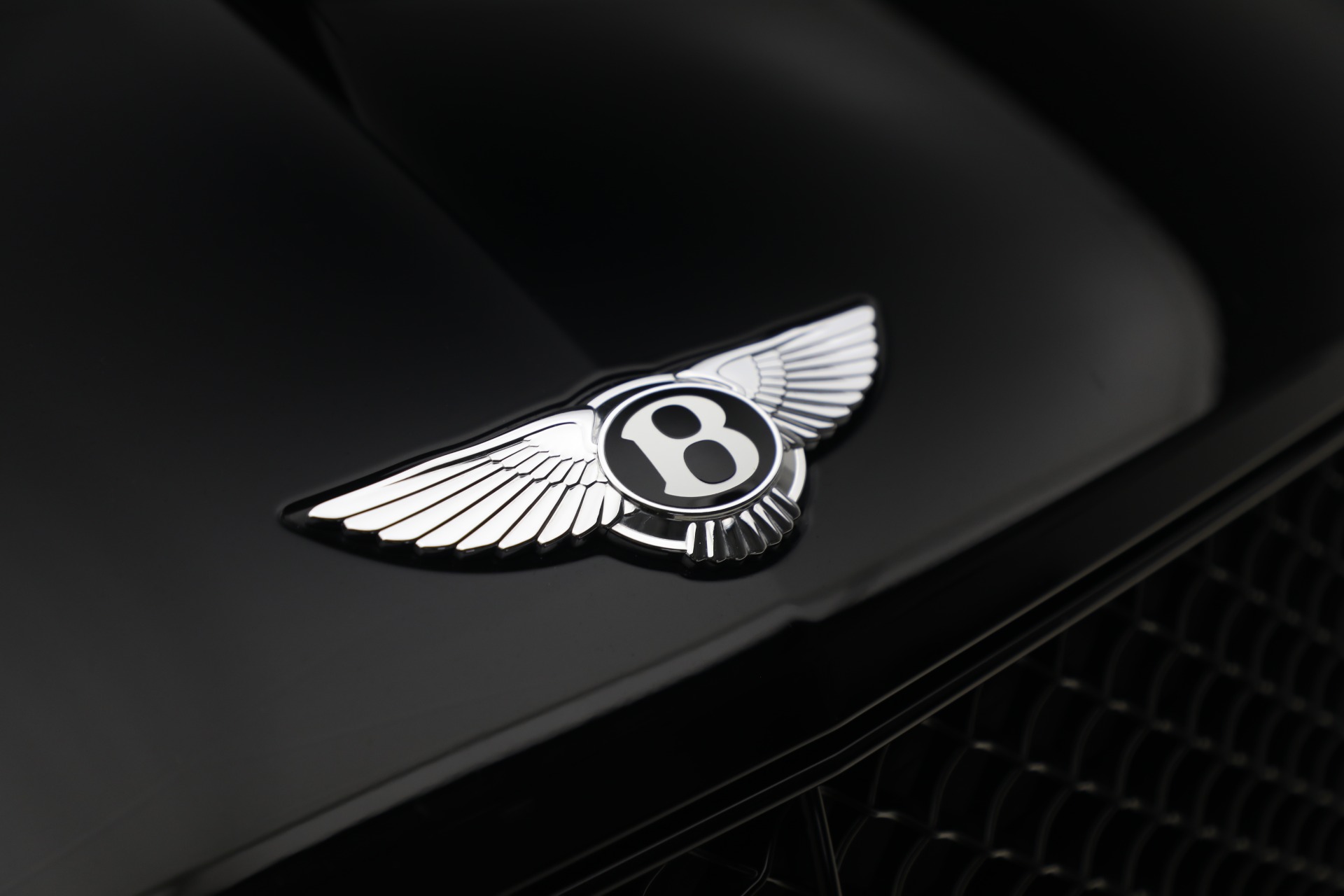 Used-2022-Bentley-Bentayga-V8