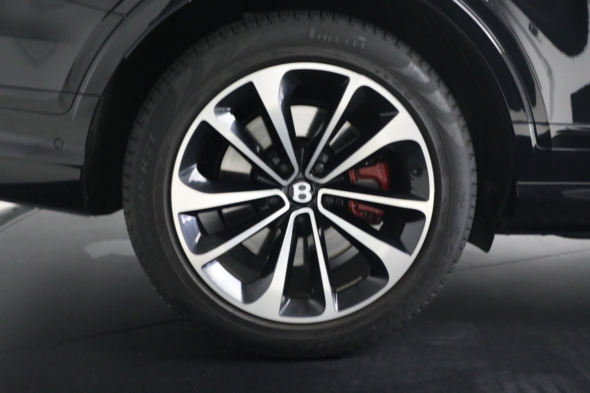 Used-2022-Bentley-Bentayga-V8