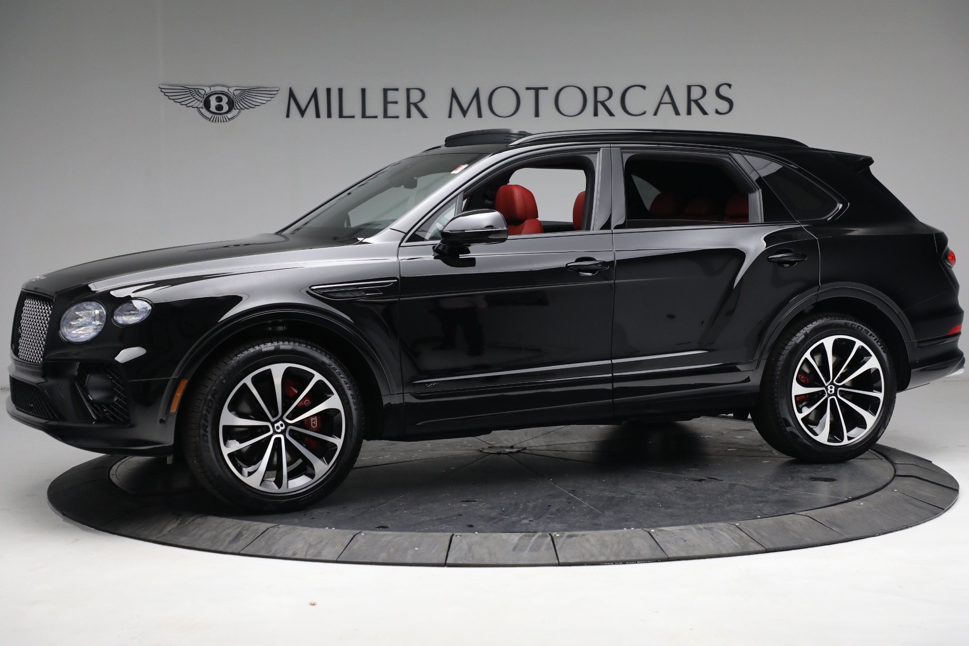 New-2022-Bentley-Bentayga-V8