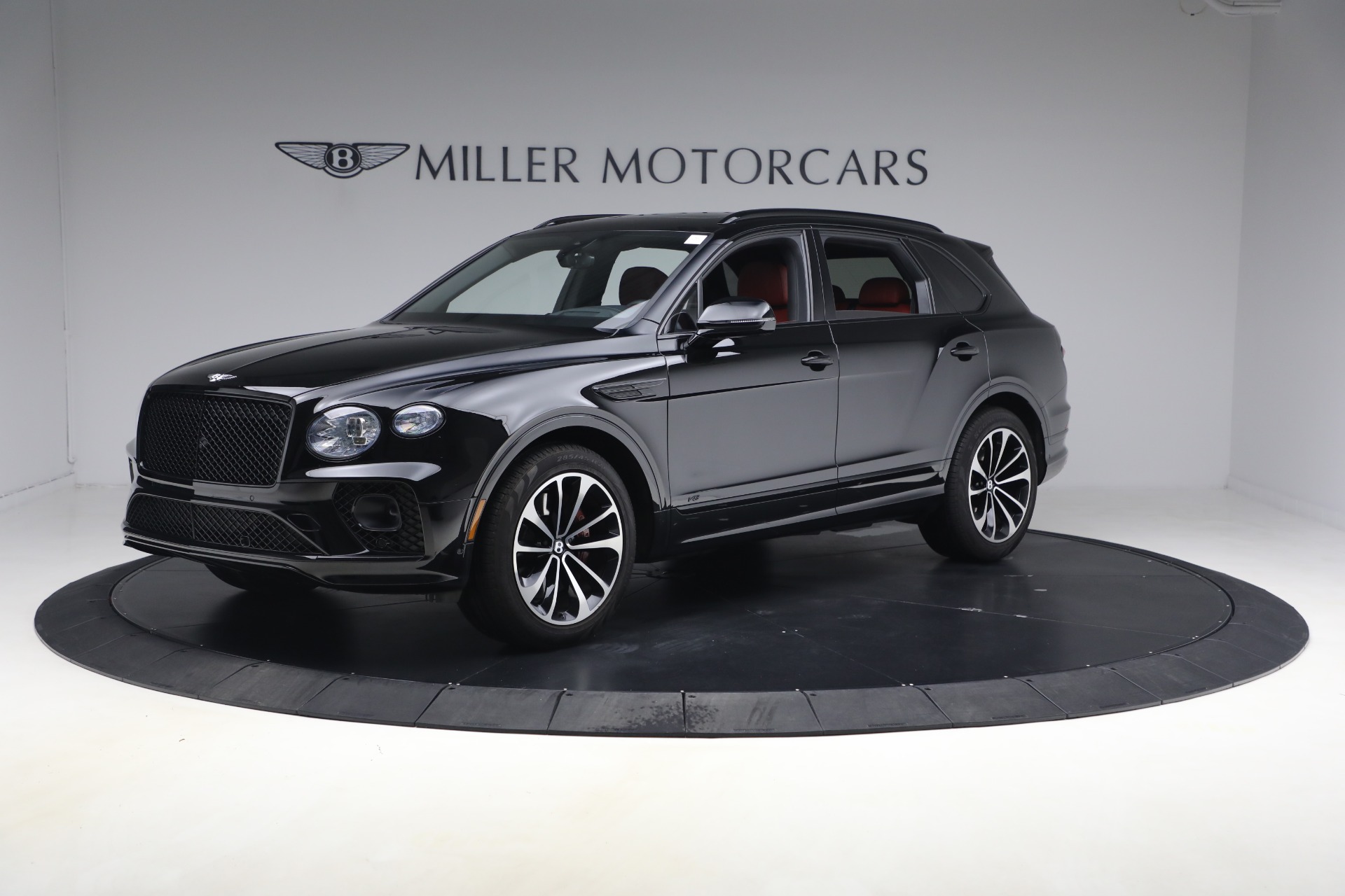 Used-2022-Bentley-Bentayga-V8