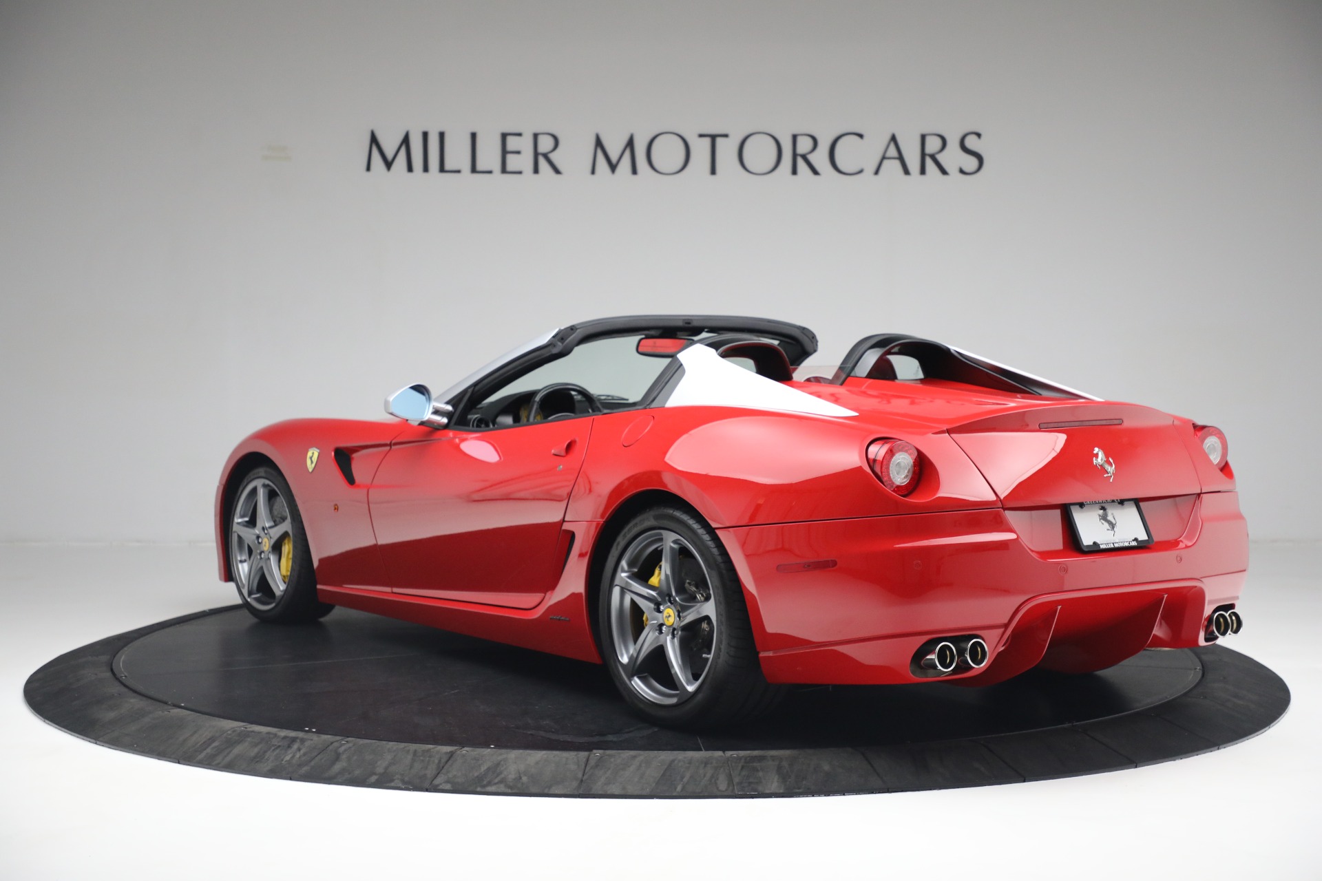 Used-2011-Ferrari-599-SA-Aperta